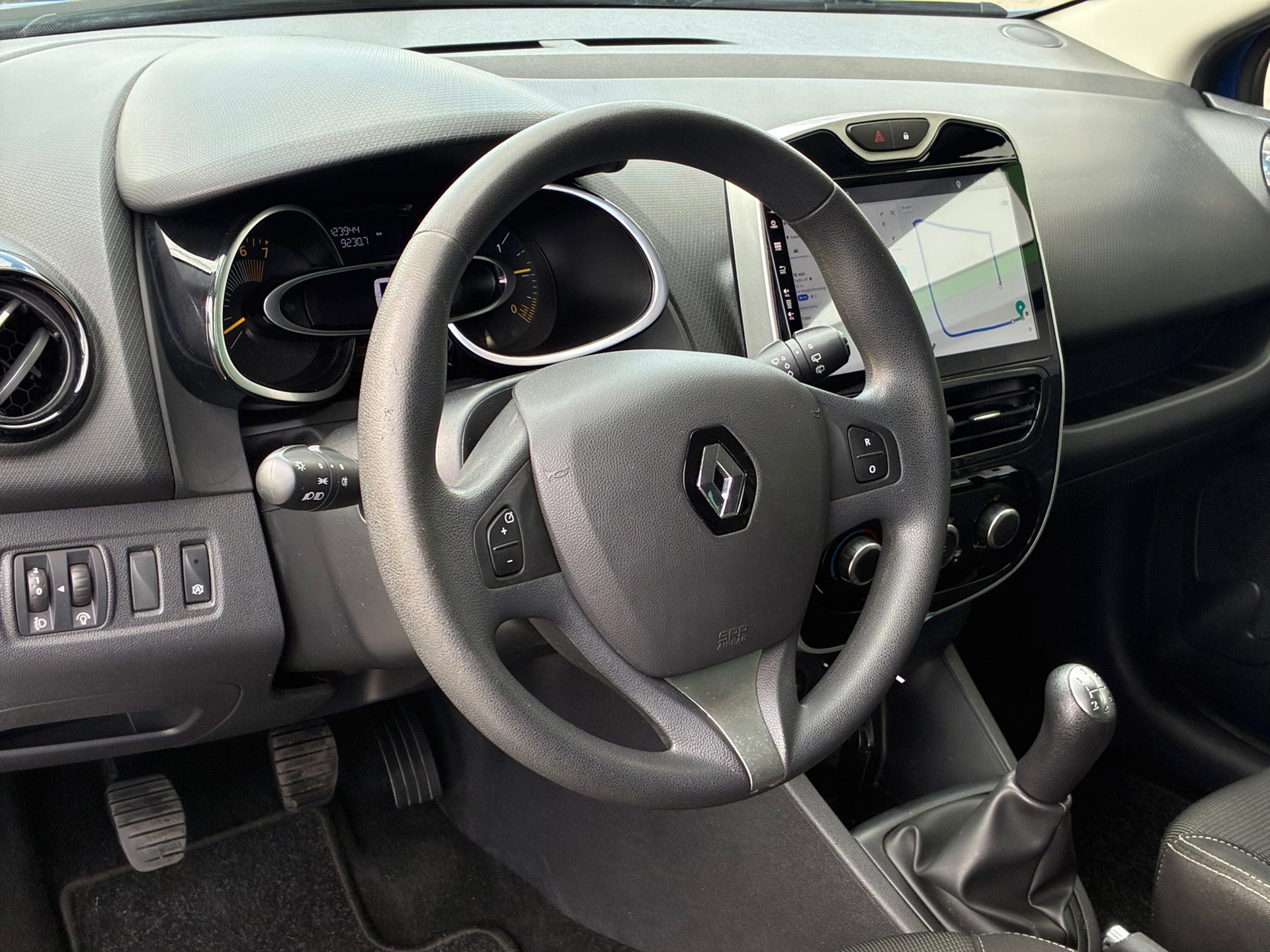 Renault Clio 0.9 TCe (2016), foto 11