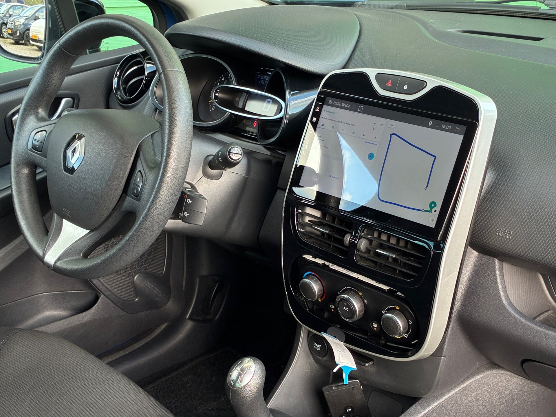 Renault Clio 0.9 TCe (2016), foto 10