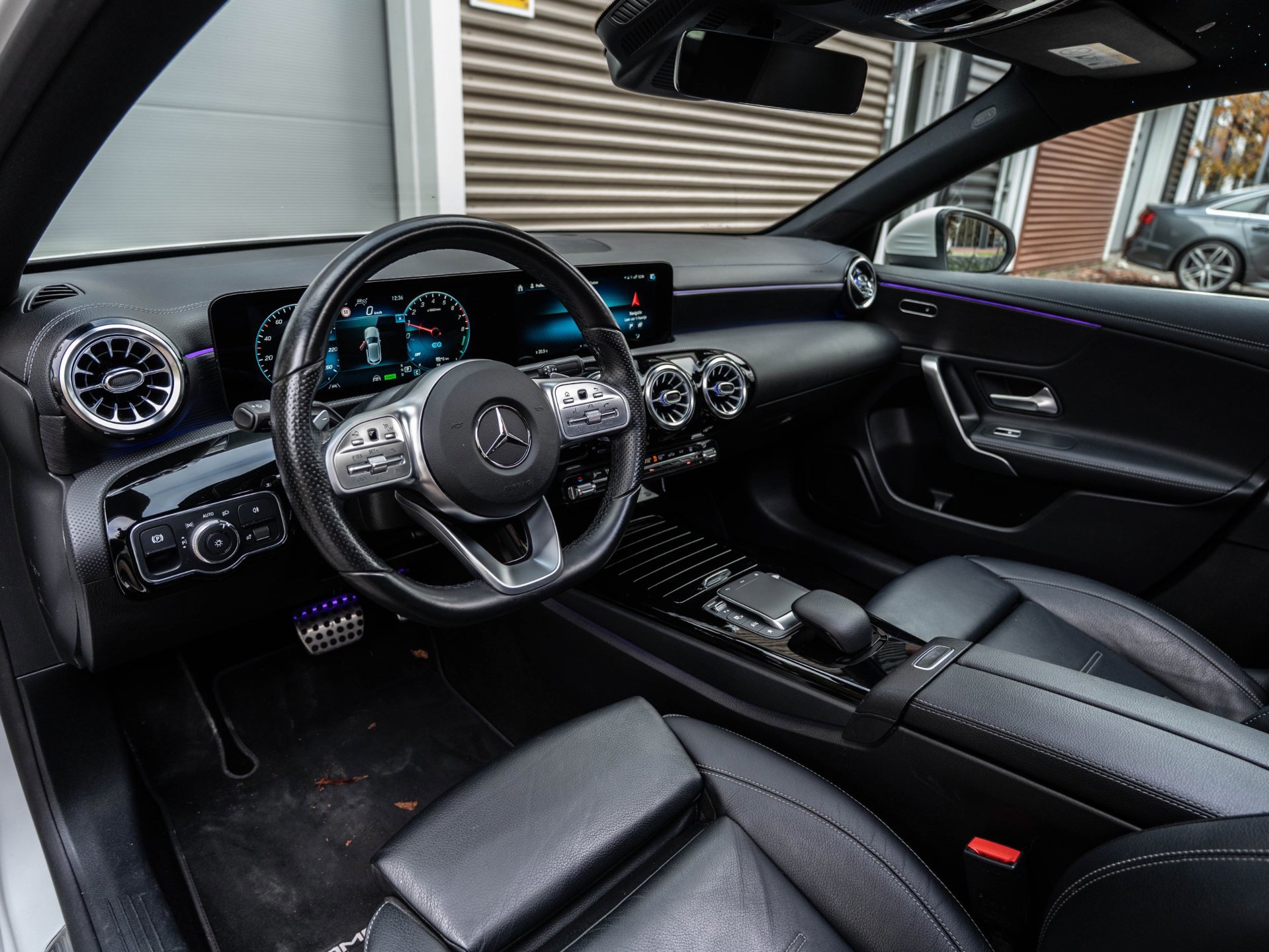 Mercedes-Benz A-klasse 250 e Business Solution AMG (2021), foto 15