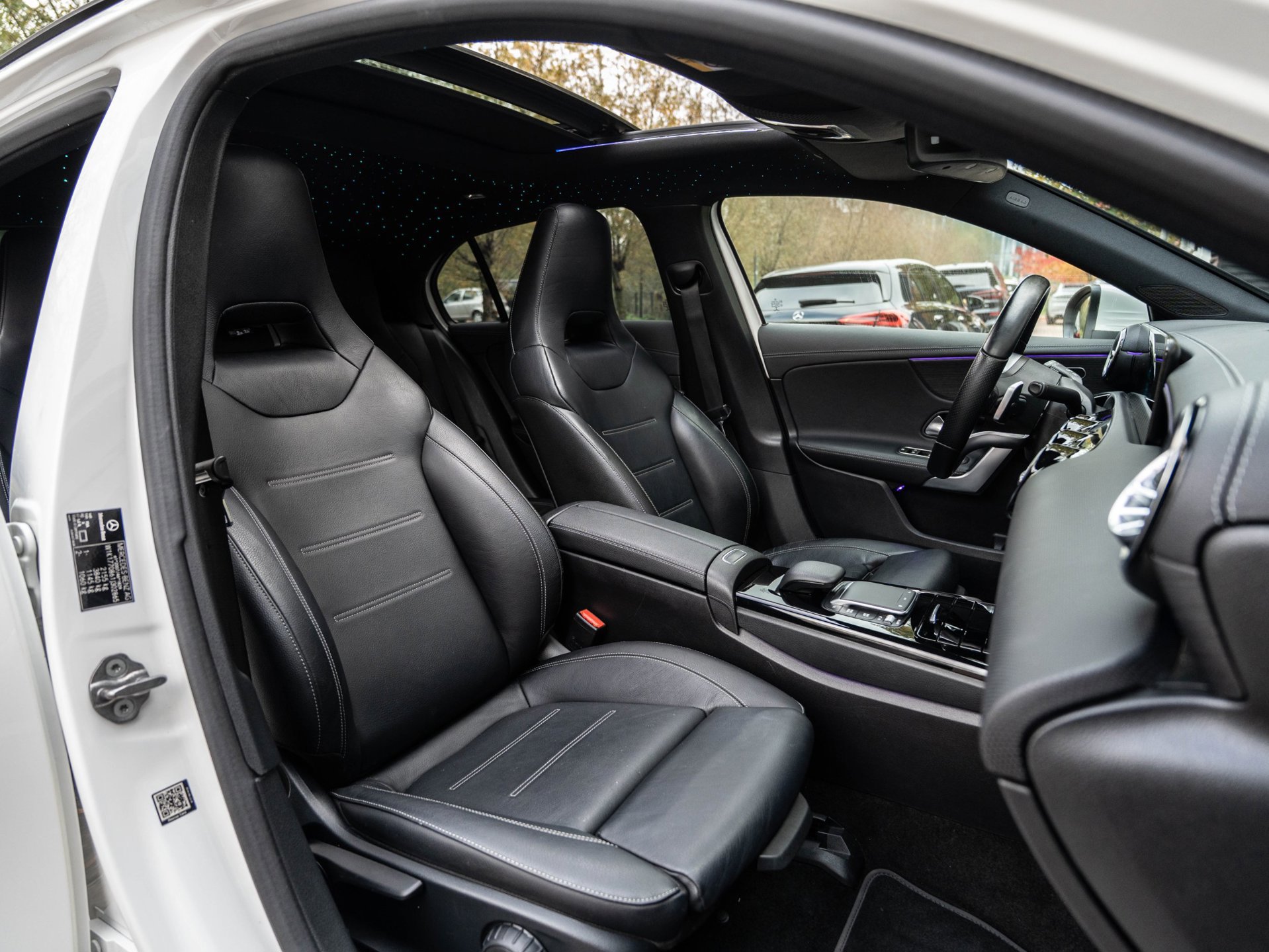Mercedes-Benz A-klasse 250 e Business Solution AMG (2021), foto 21