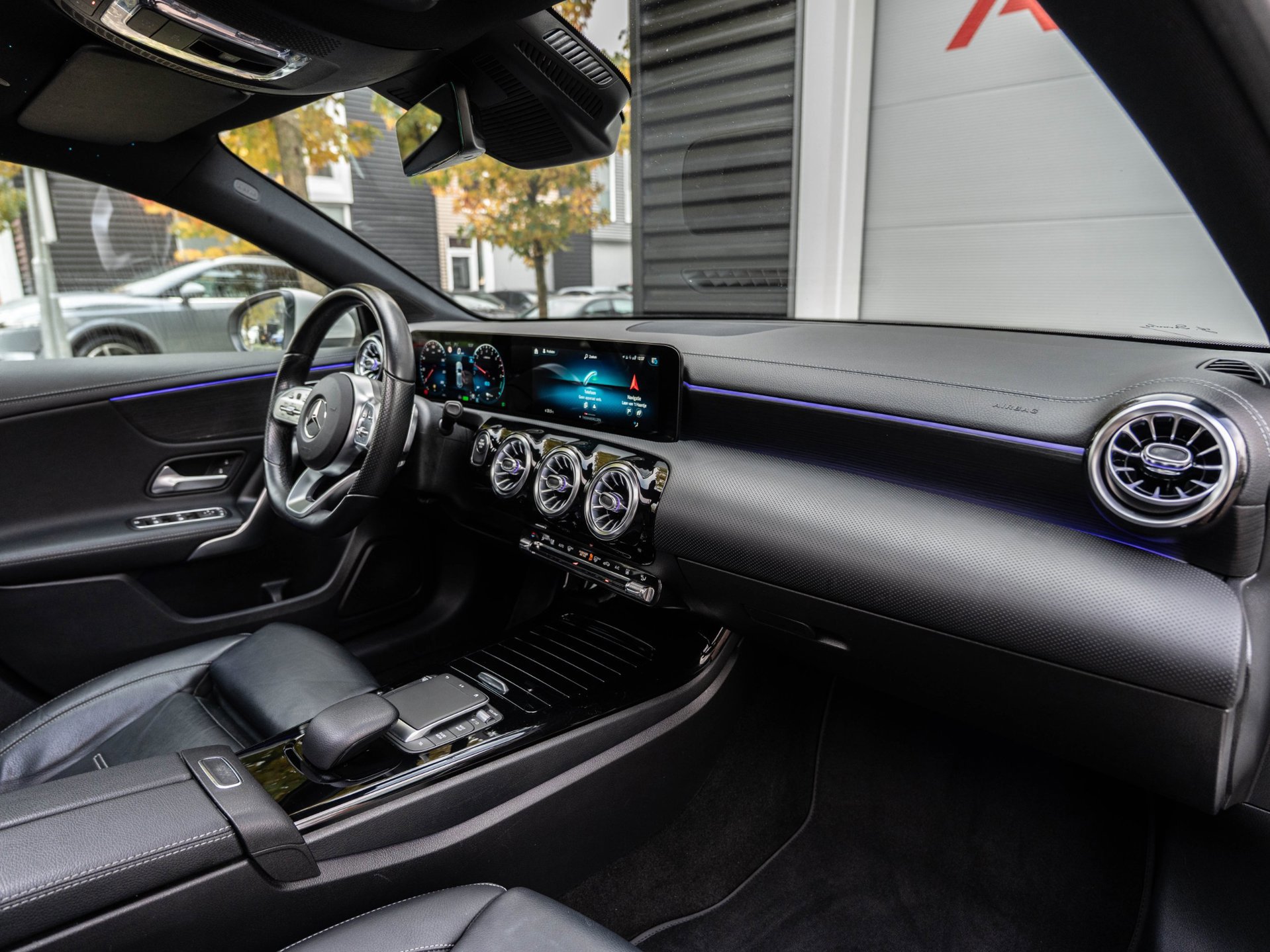 Mercedes-Benz A-klasse 250 e Business Solution AMG (2021), foto 22