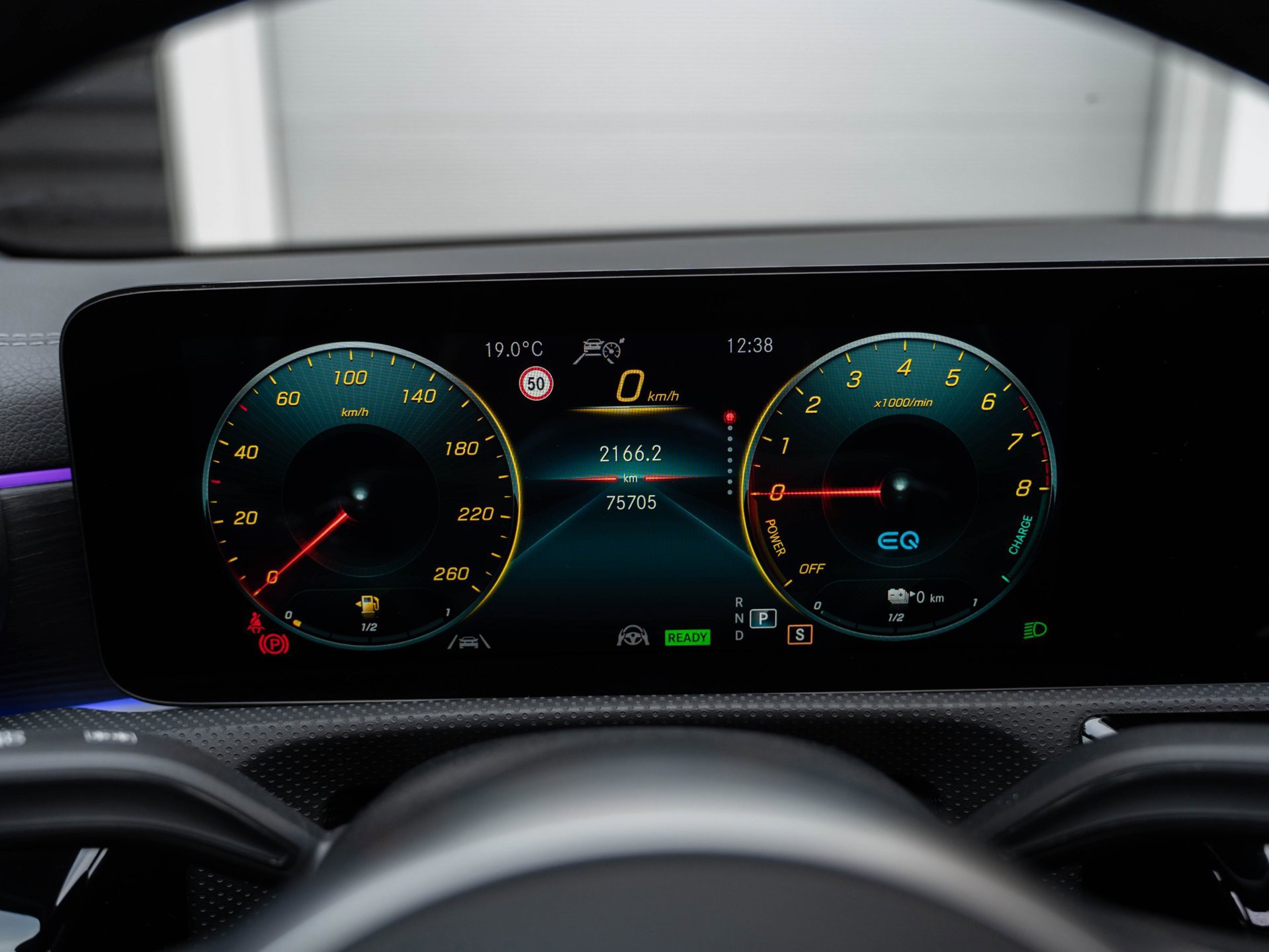 Mercedes-Benz A-klasse 250 e Business Solution AMG (2021), foto 40