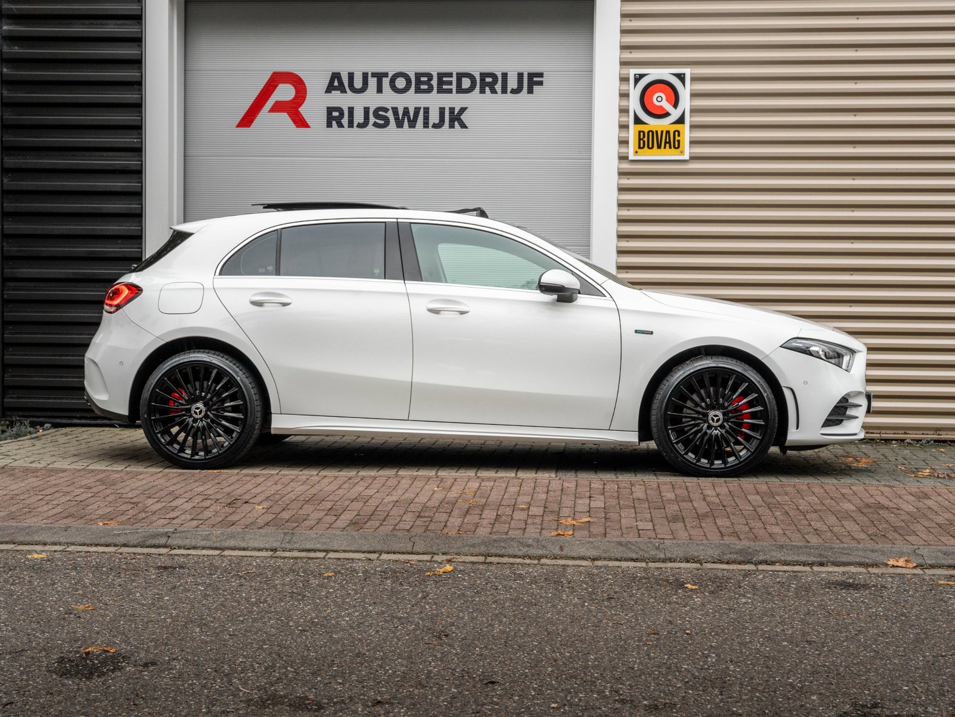 Mercedes-Benz A-klasse 250 e Business Solution AMG (2021), foto 5