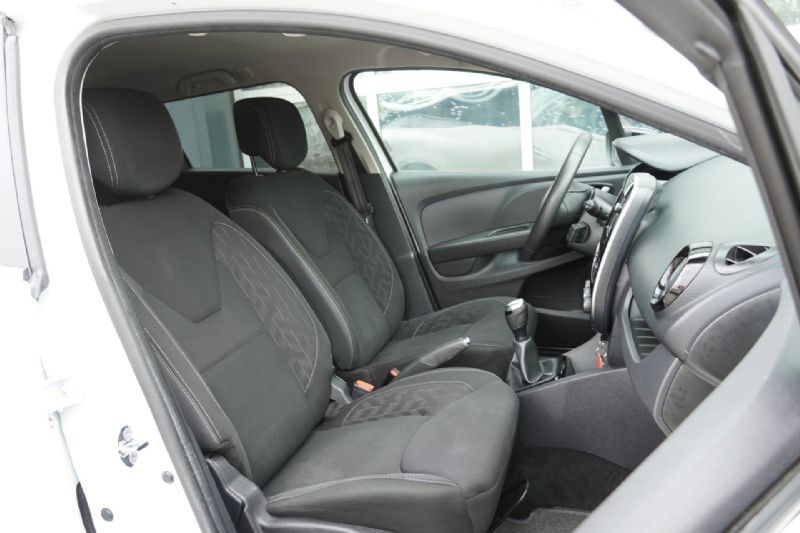 Renault Clio Estate 0.9 TCe Intens (2018), foto 11