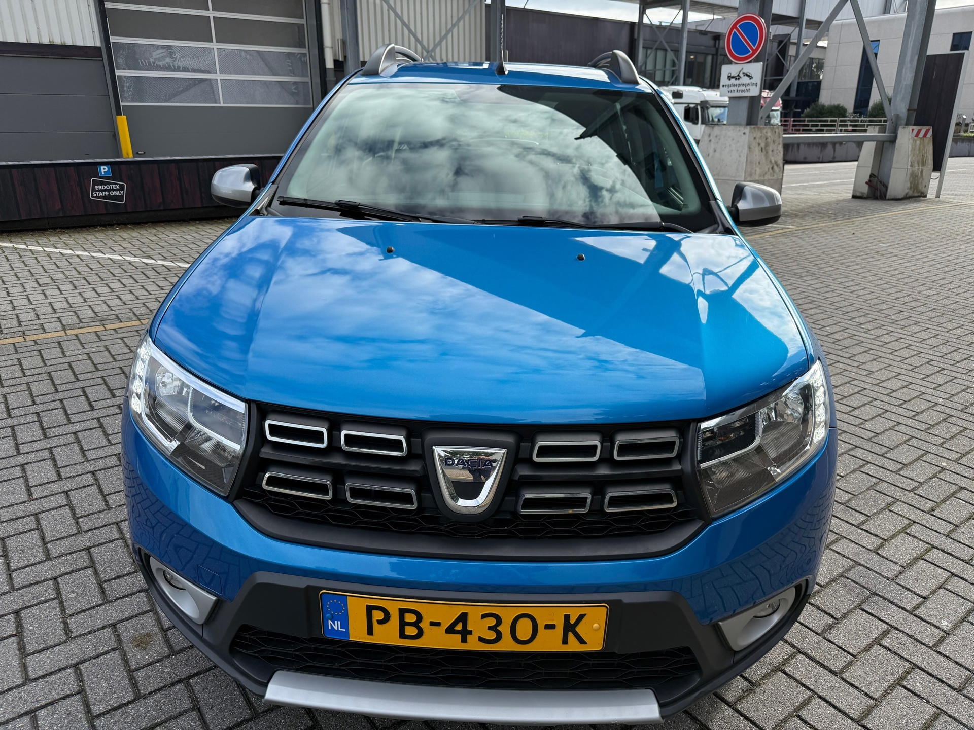 Dacia Sandero 0.9 TCe SL Stepway (2017), foto 2