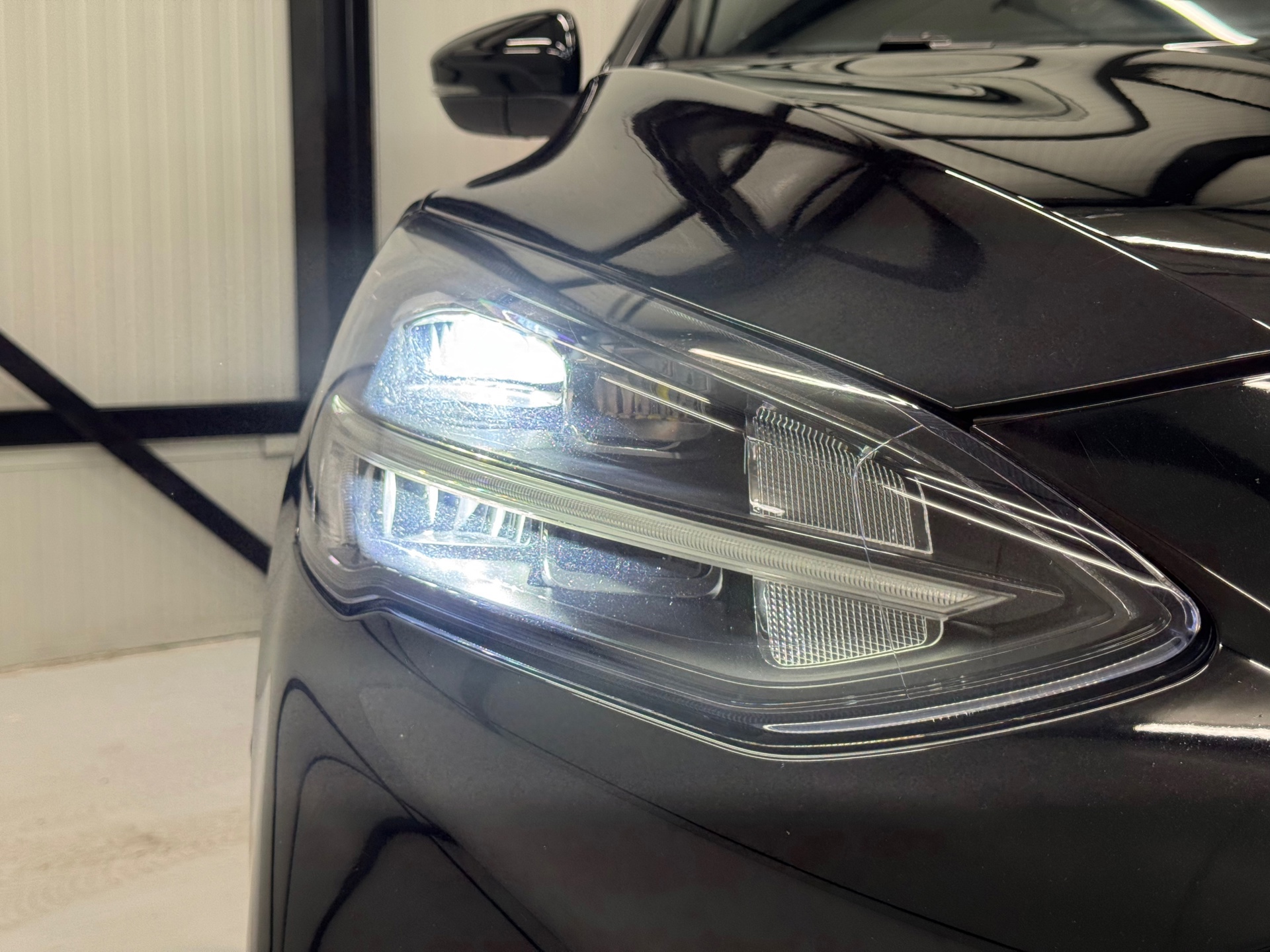 Ford Focus 1.0 EcoBoost ST Line Business (2020), foto 43