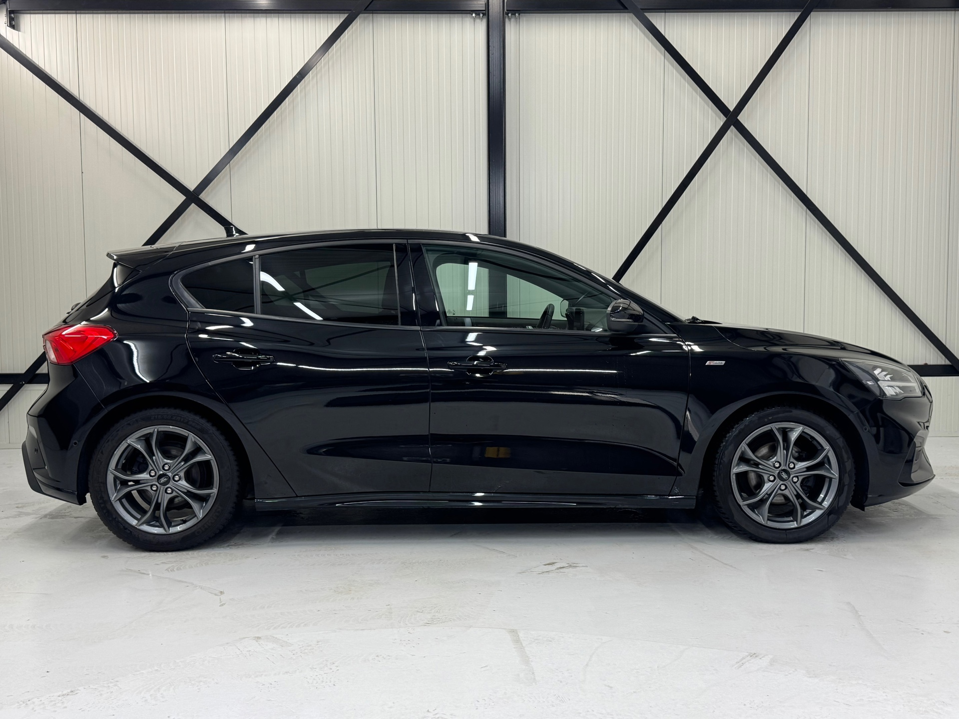 Ford Focus 1.0 EcoBoost ST Line Business (2020), foto 9