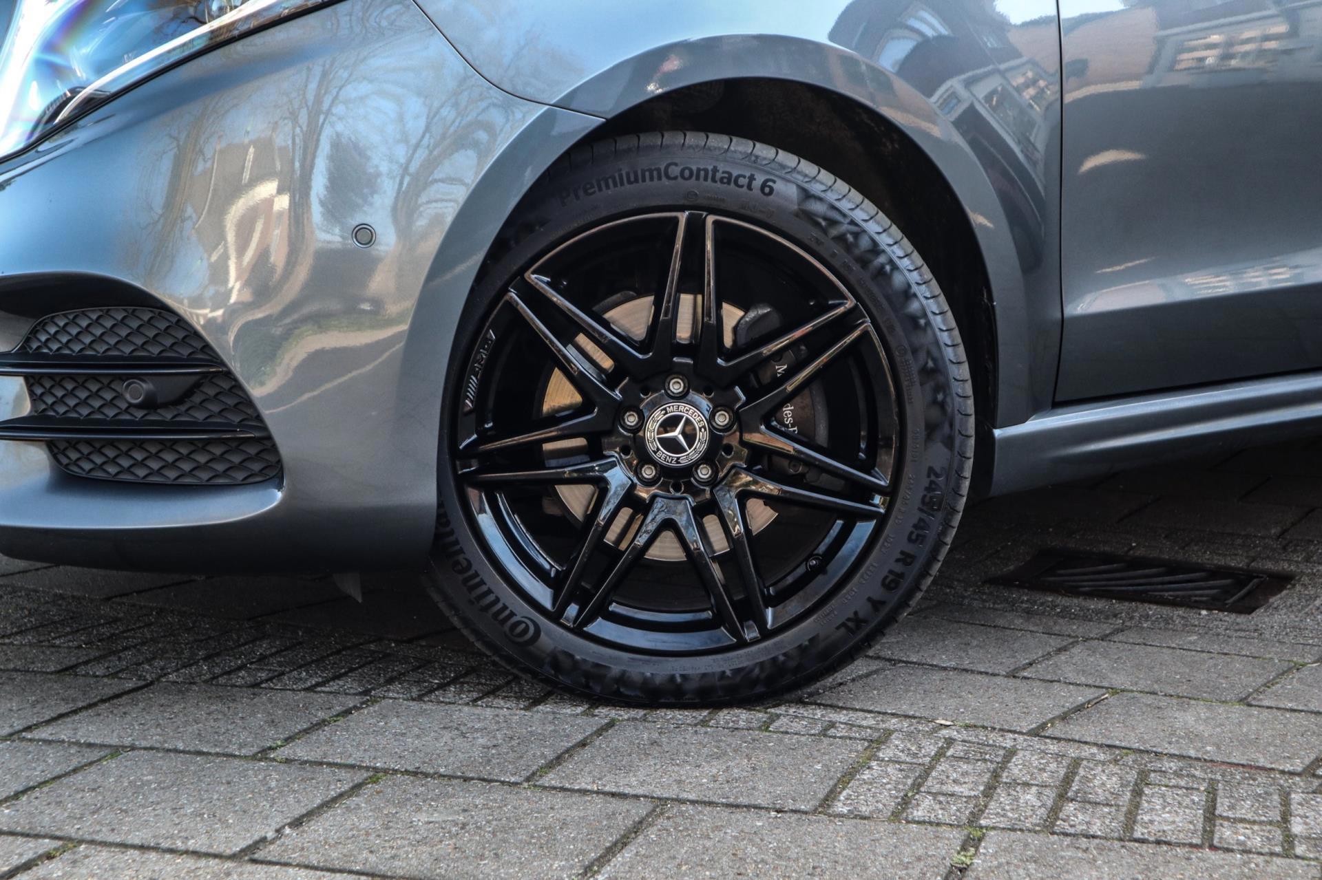 Mercedes-Benz V-klasse 300d 4-MATIC Lang (2020), foto 3