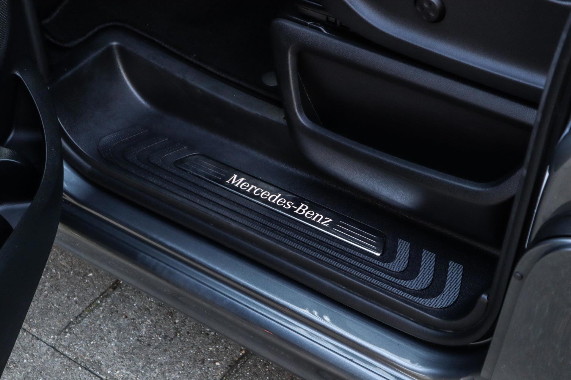 Mercedes-Benz V-klasse 300d 4-MATIC Lang (2020), foto 6