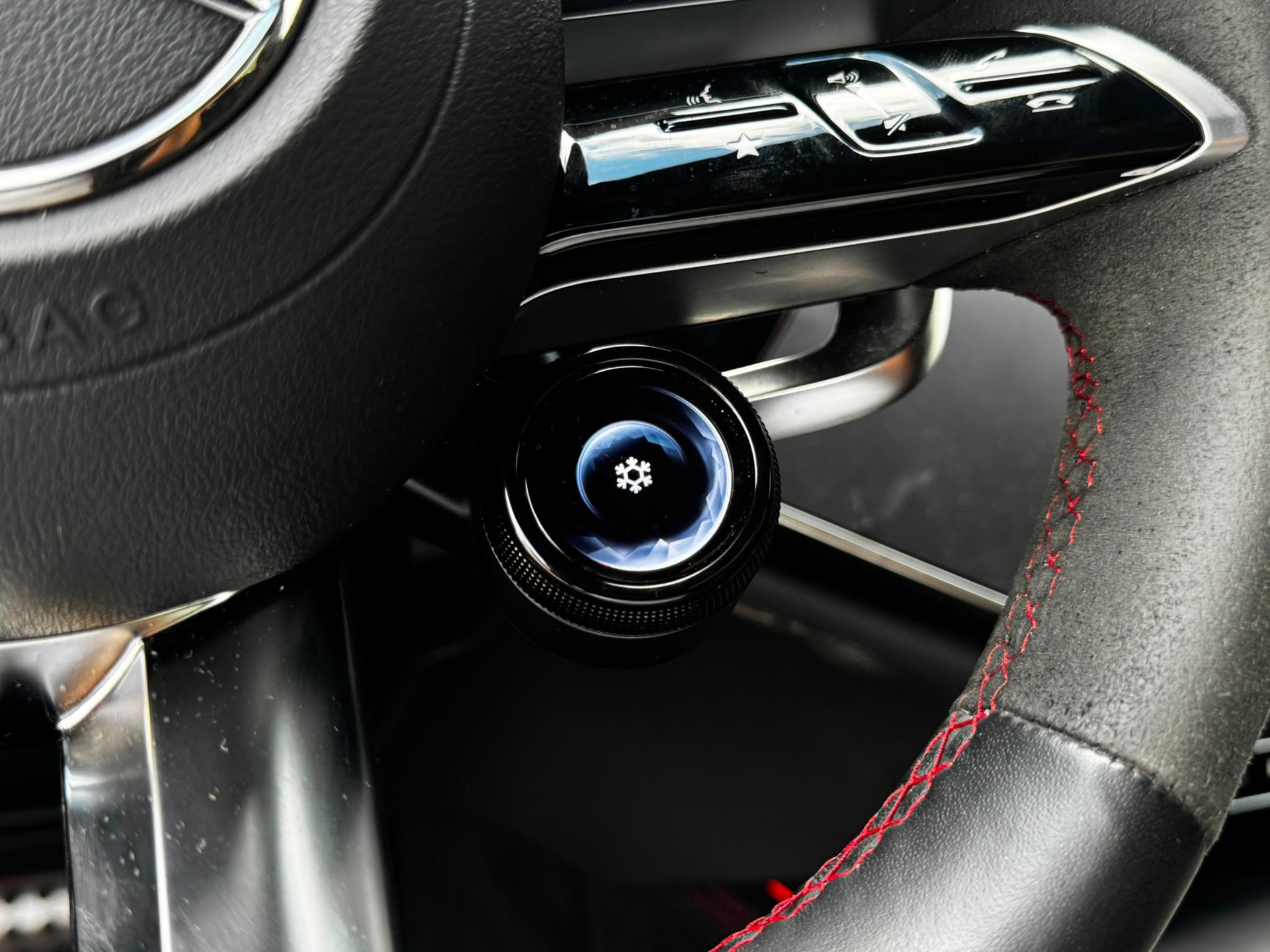 Mercedes-Benz E-klasse AMG 53 4MATIC (2025), foto 28