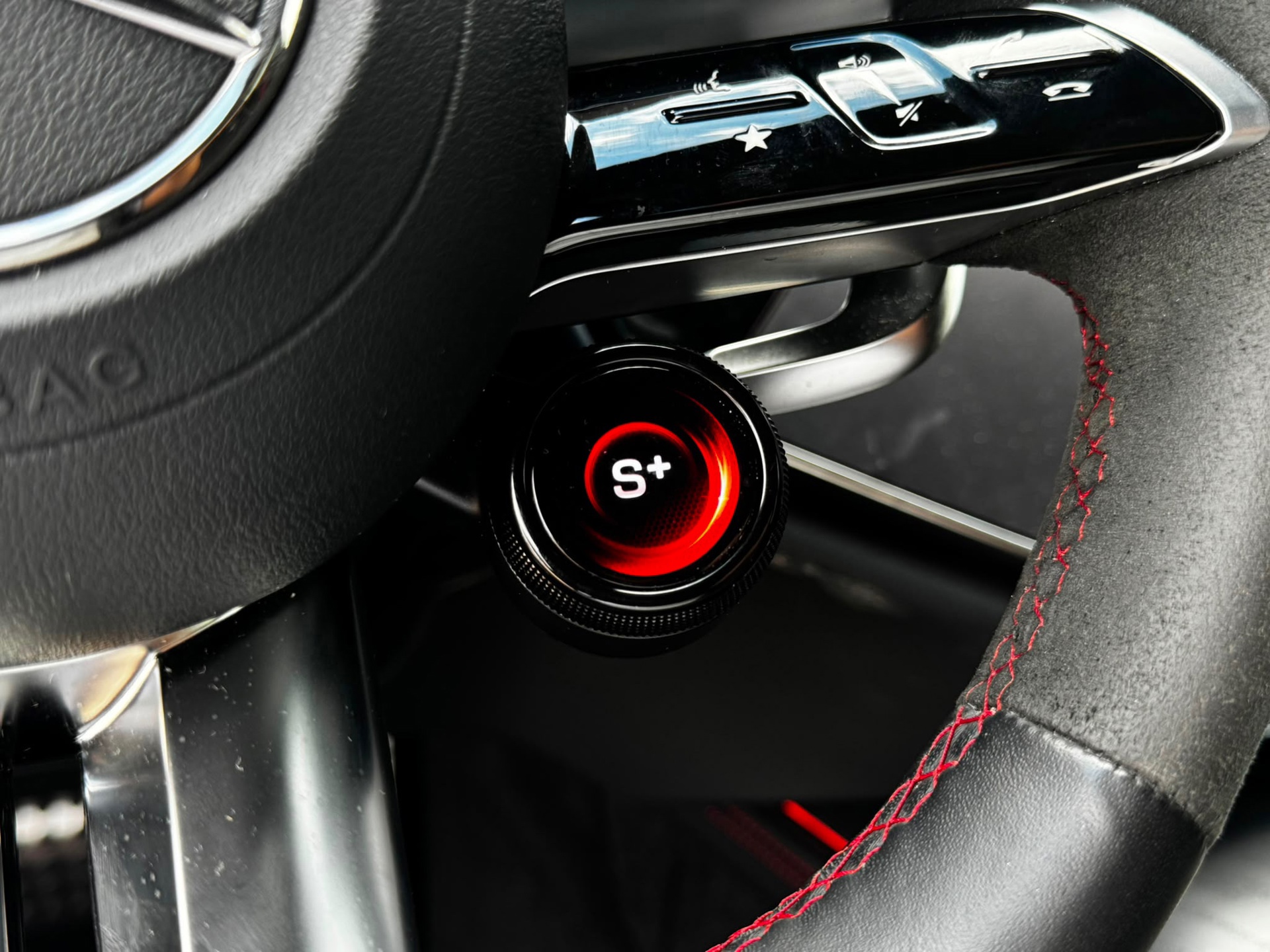 Mercedes-Benz E-klasse AMG 53 4MATIC (2025), foto 31