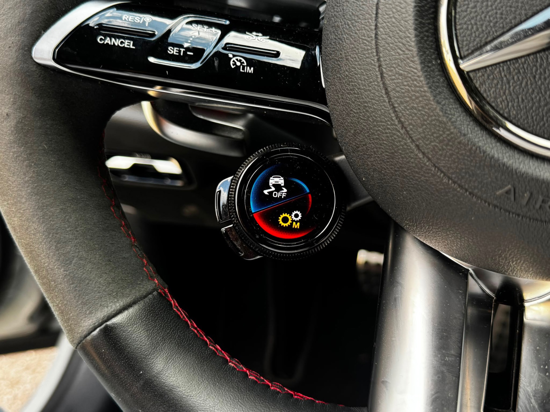 Mercedes-Benz E-klasse AMG 53 4MATIC (2025), foto 32
