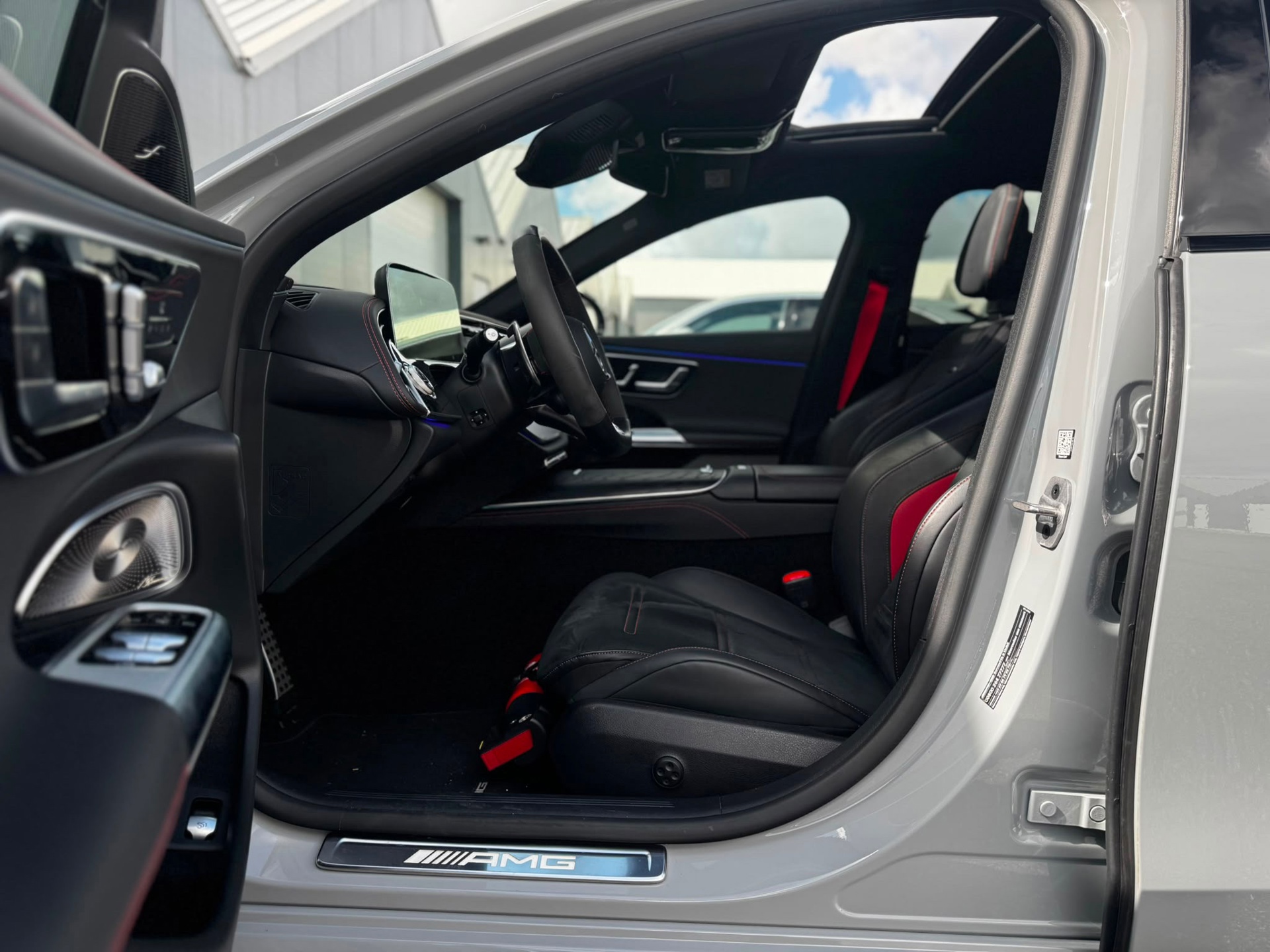 Mercedes-Benz E-klasse AMG 53 4MATIC (2025), foto 9