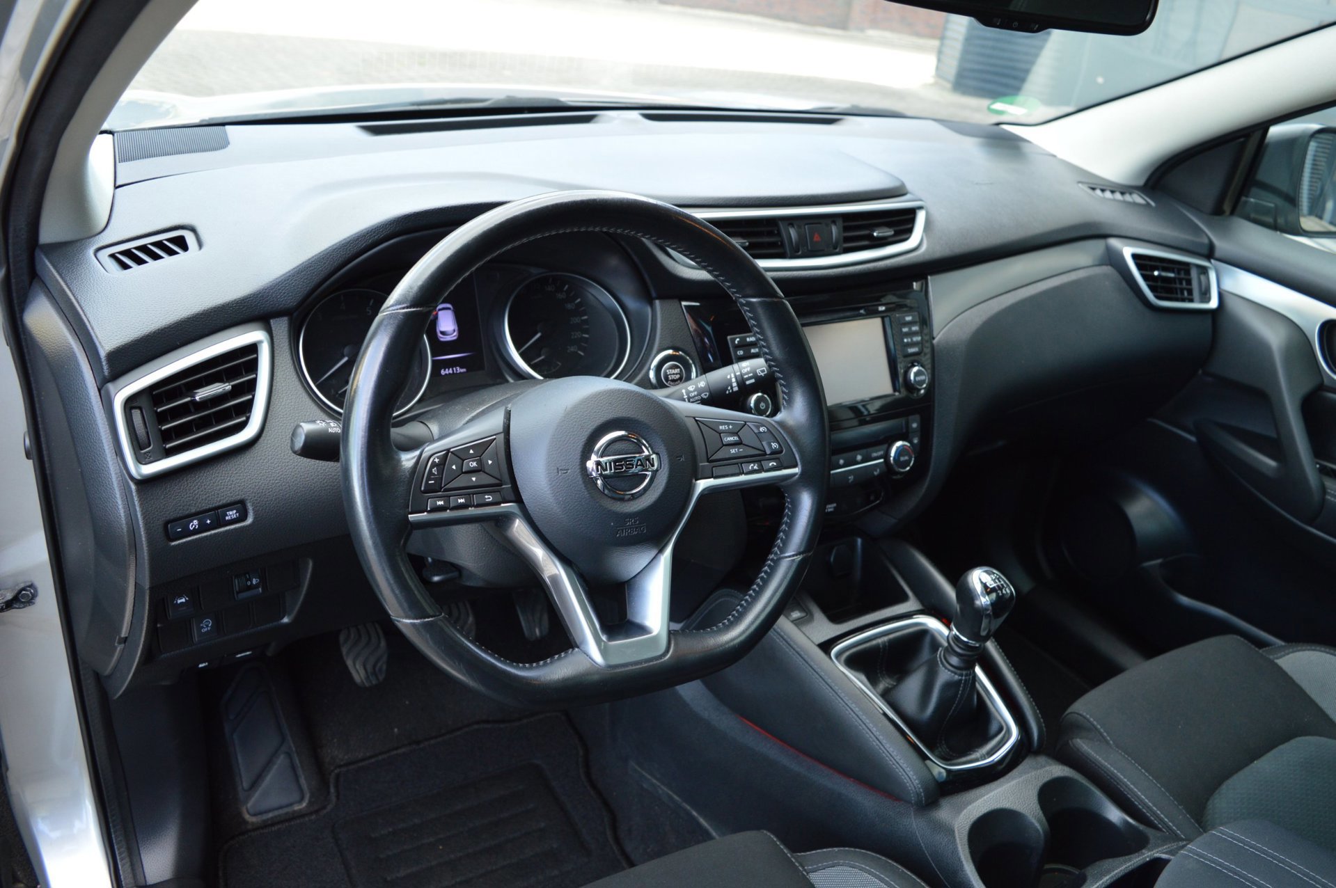 Nissan Qashqai 1.2 N-Connecta (2018), foto 11