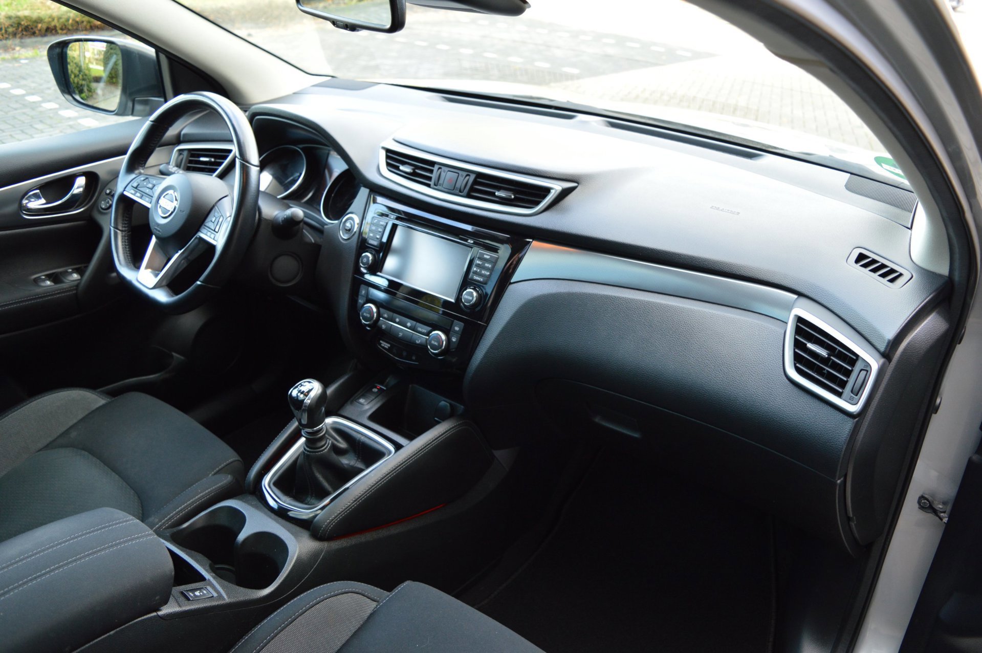 Nissan Qashqai 1.2 N-Connecta (2018), foto 16