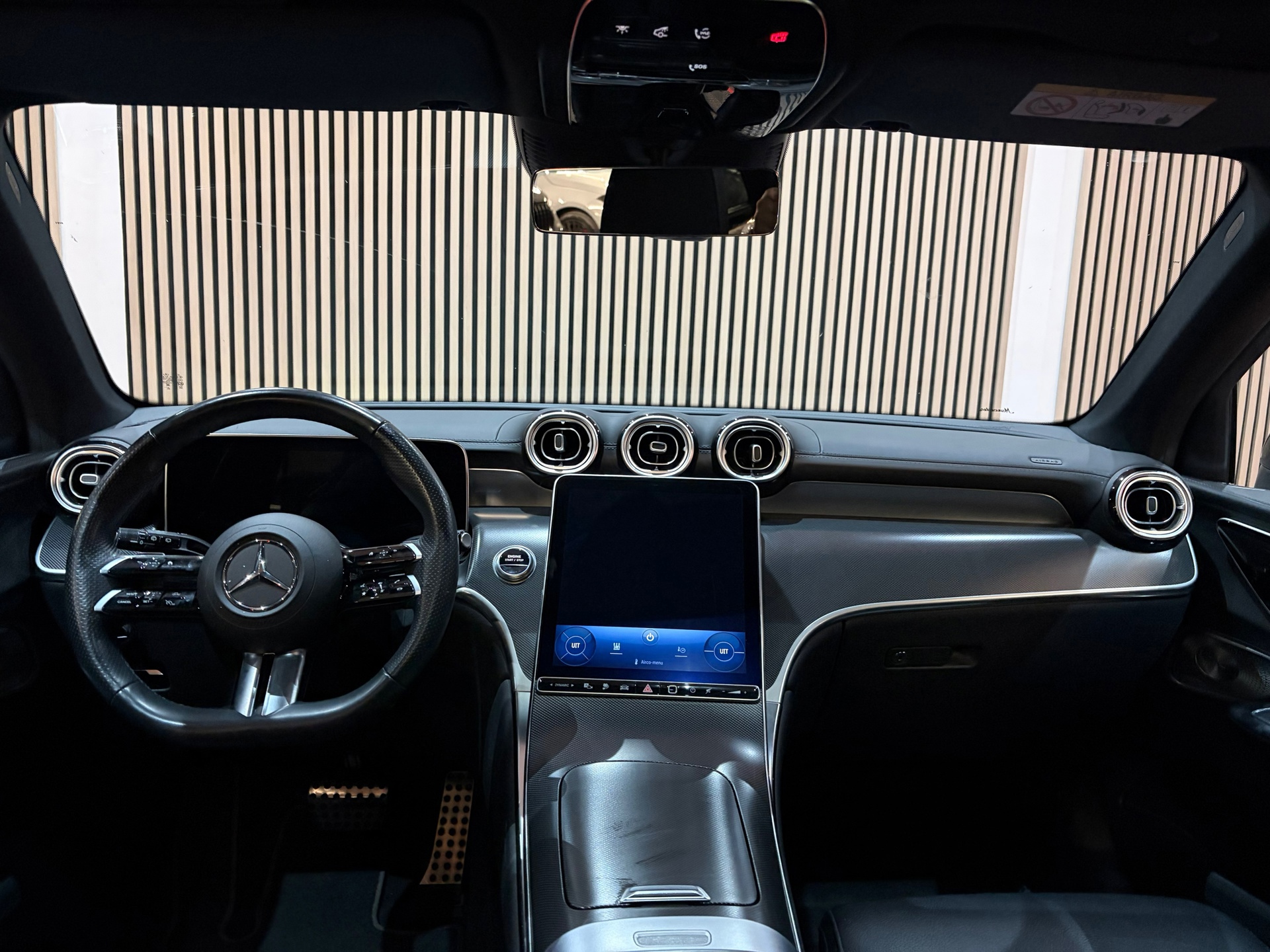 Mercedes-Benz GLC-klasse 300e 4MATIC AMG Line (2023), foto 19