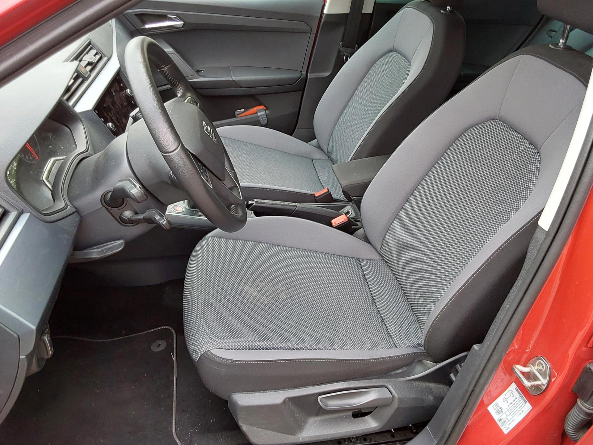 Seat Arona 1.0 TSI Style Business Intense (2021), foto 7