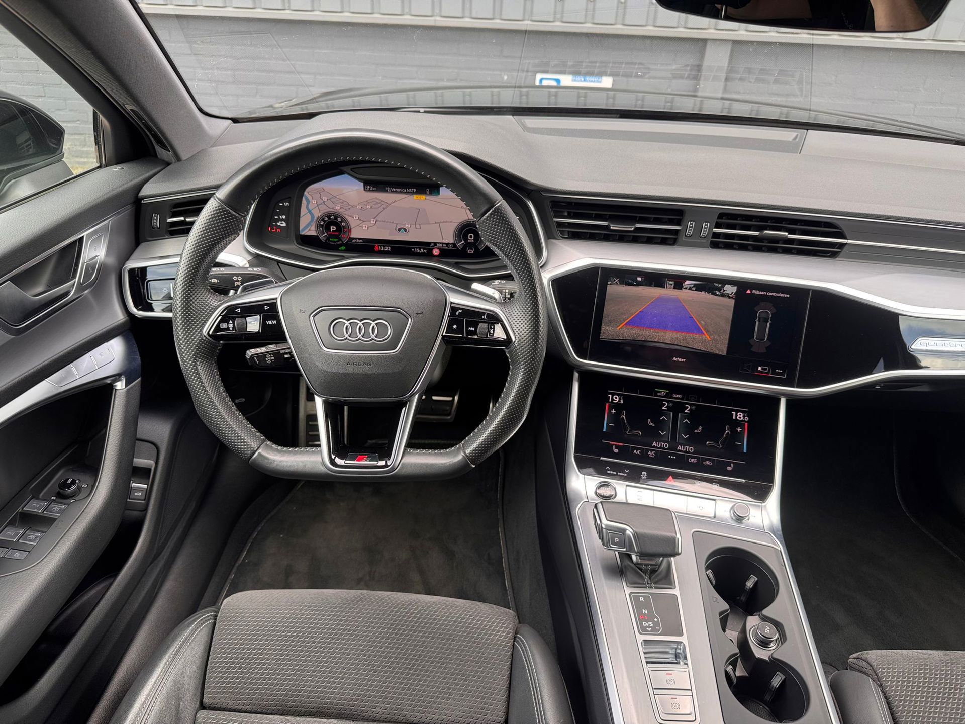 Audi A6 Avant 55 TFSI e quattro Competition S-LINE (2021), foto 14