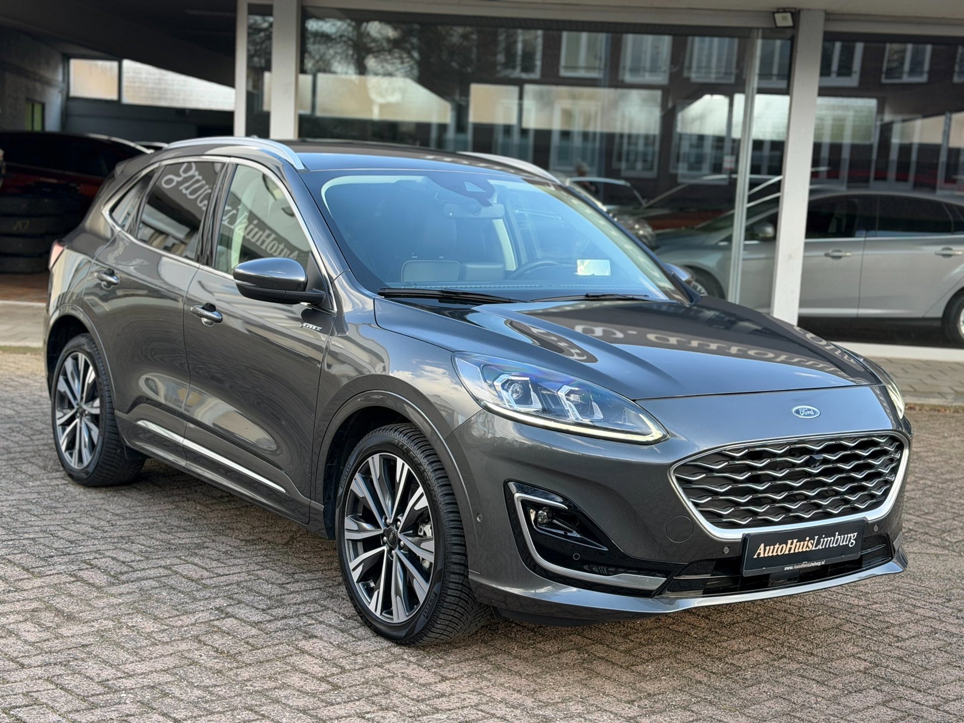 Ford Kuga 2.5 PHEV Vignale (2021), foto 1