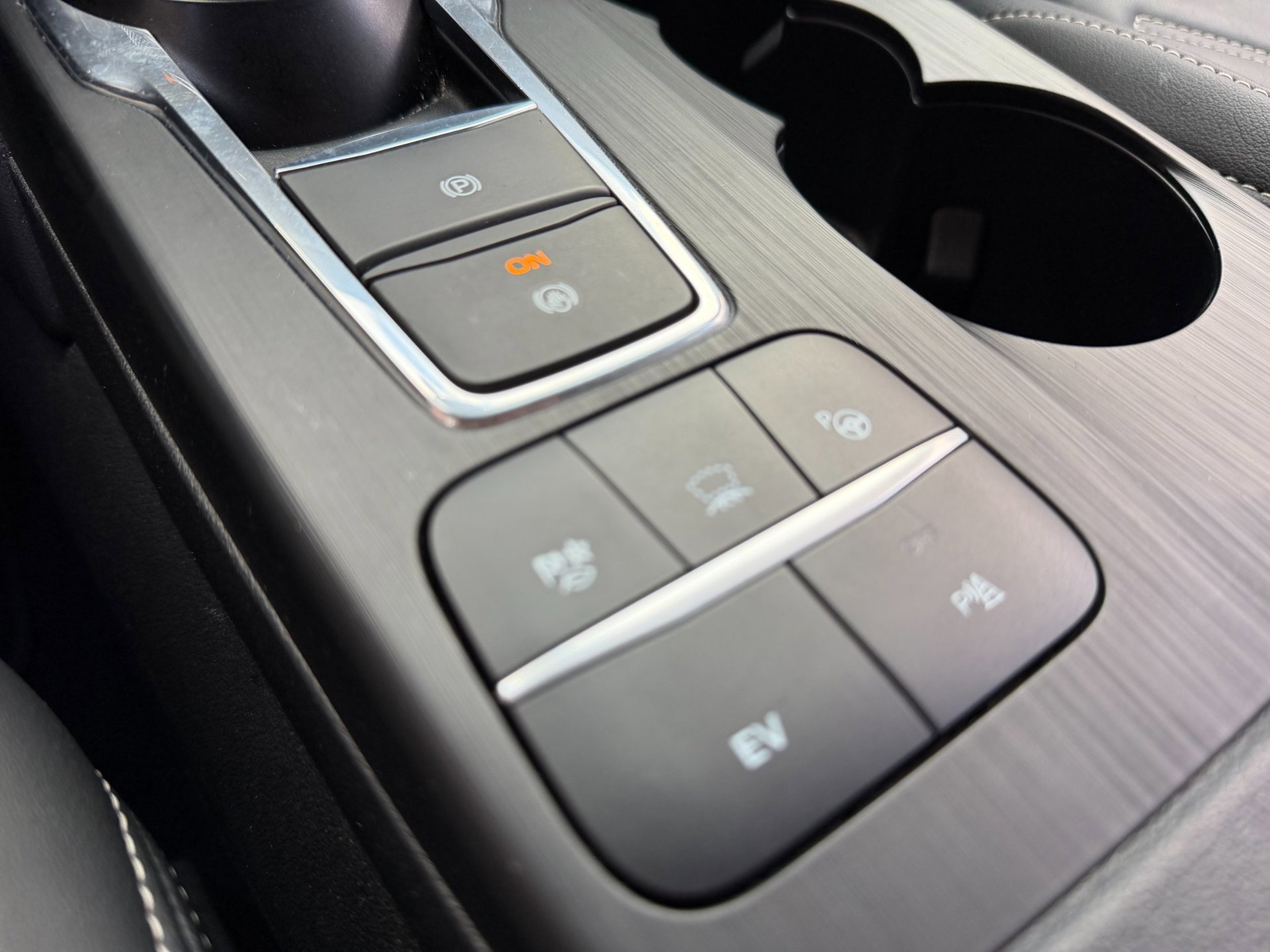 Ford Kuga 2.5 PHEV Vignale (2021), foto 11