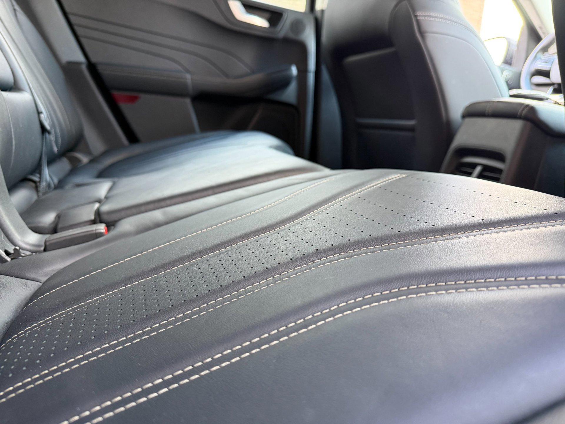 Ford Kuga 2.5 PHEV Vignale (2021), foto 16