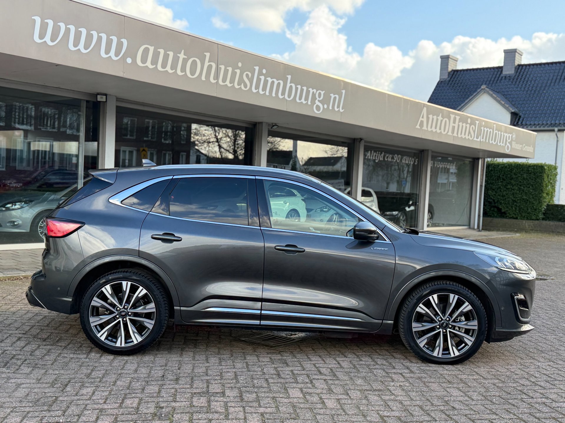 Ford Kuga 2.5 PHEV Vignale (2021), foto 3