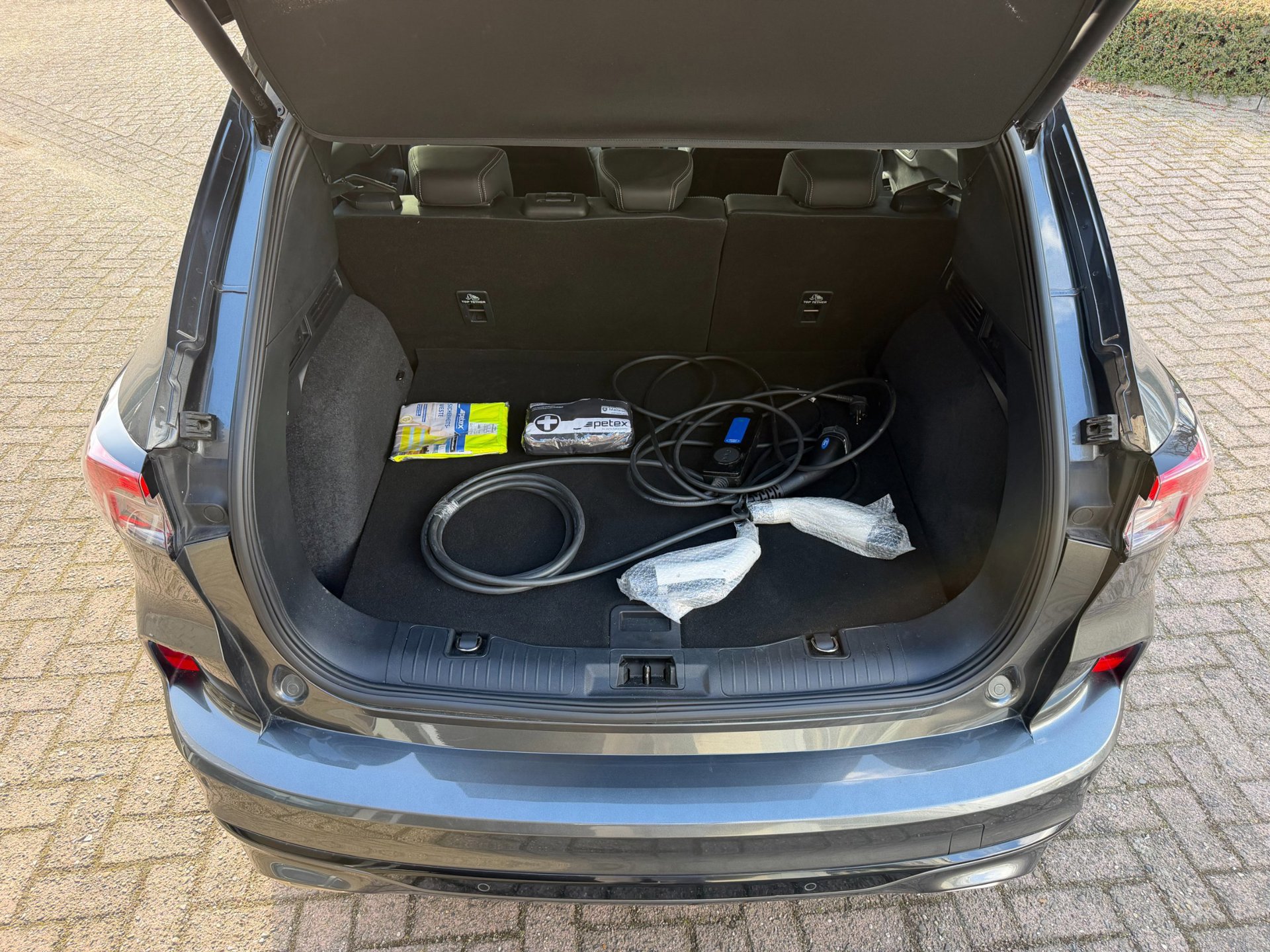Ford Kuga 2.5 PHEV Vignale (2021), foto 23