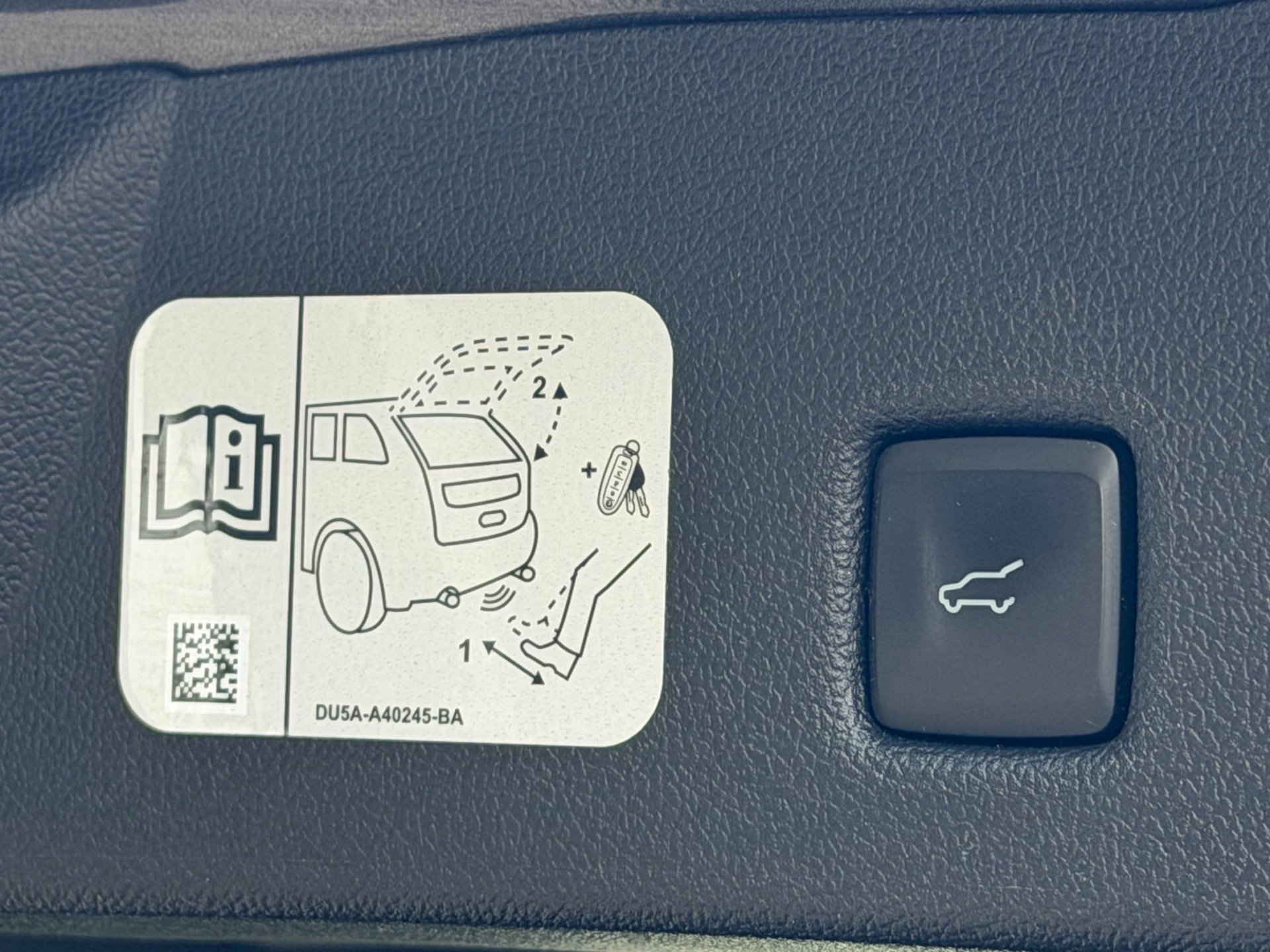 Ford Kuga 2.5 PHEV Vignale (2021), foto 24