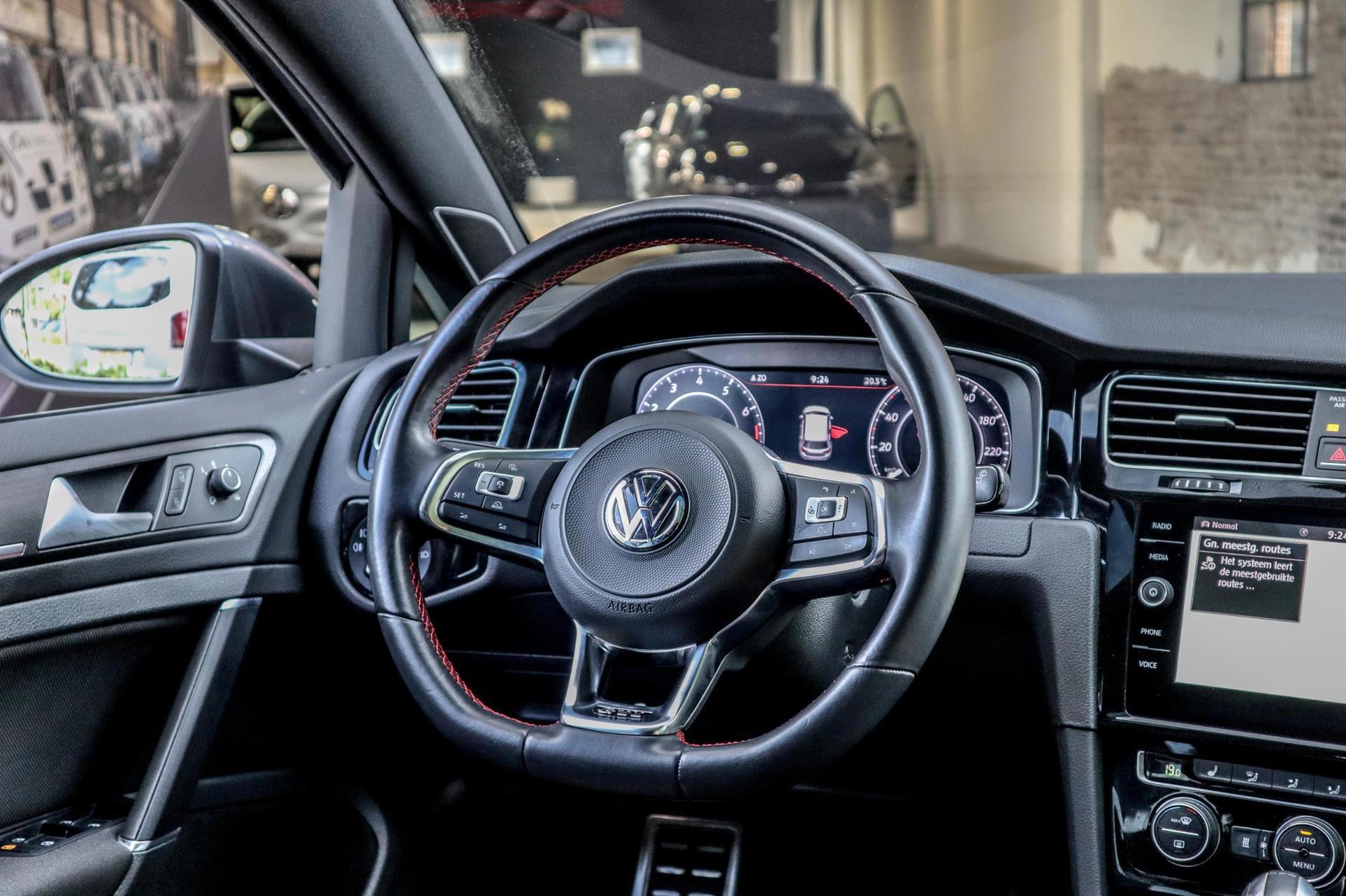 Volkswagen Golf 2.0 TSI GTI Performance (2018), foto 16