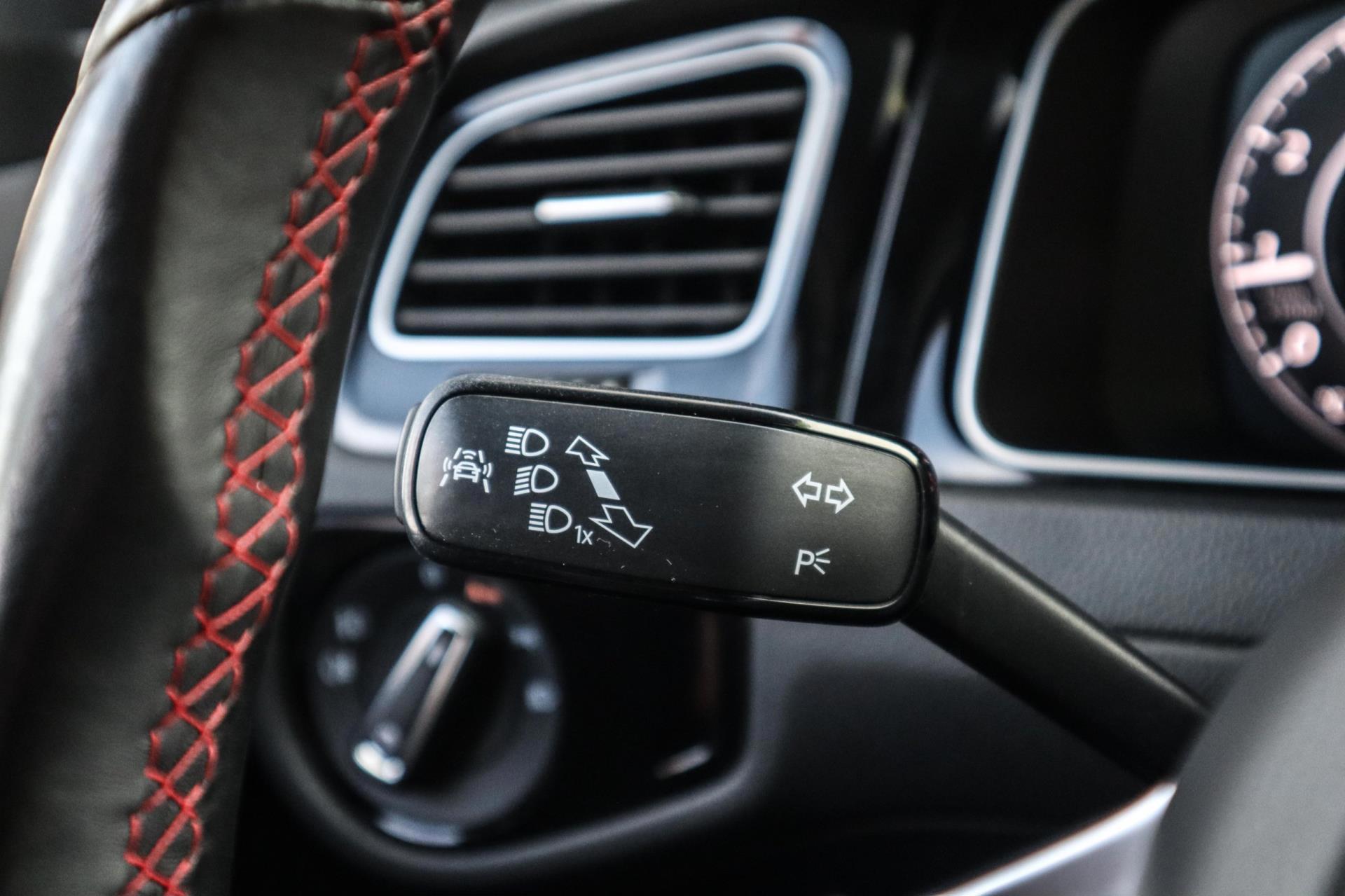 Volkswagen Golf 2.0 TSI GTI Performance (2018), foto 20
