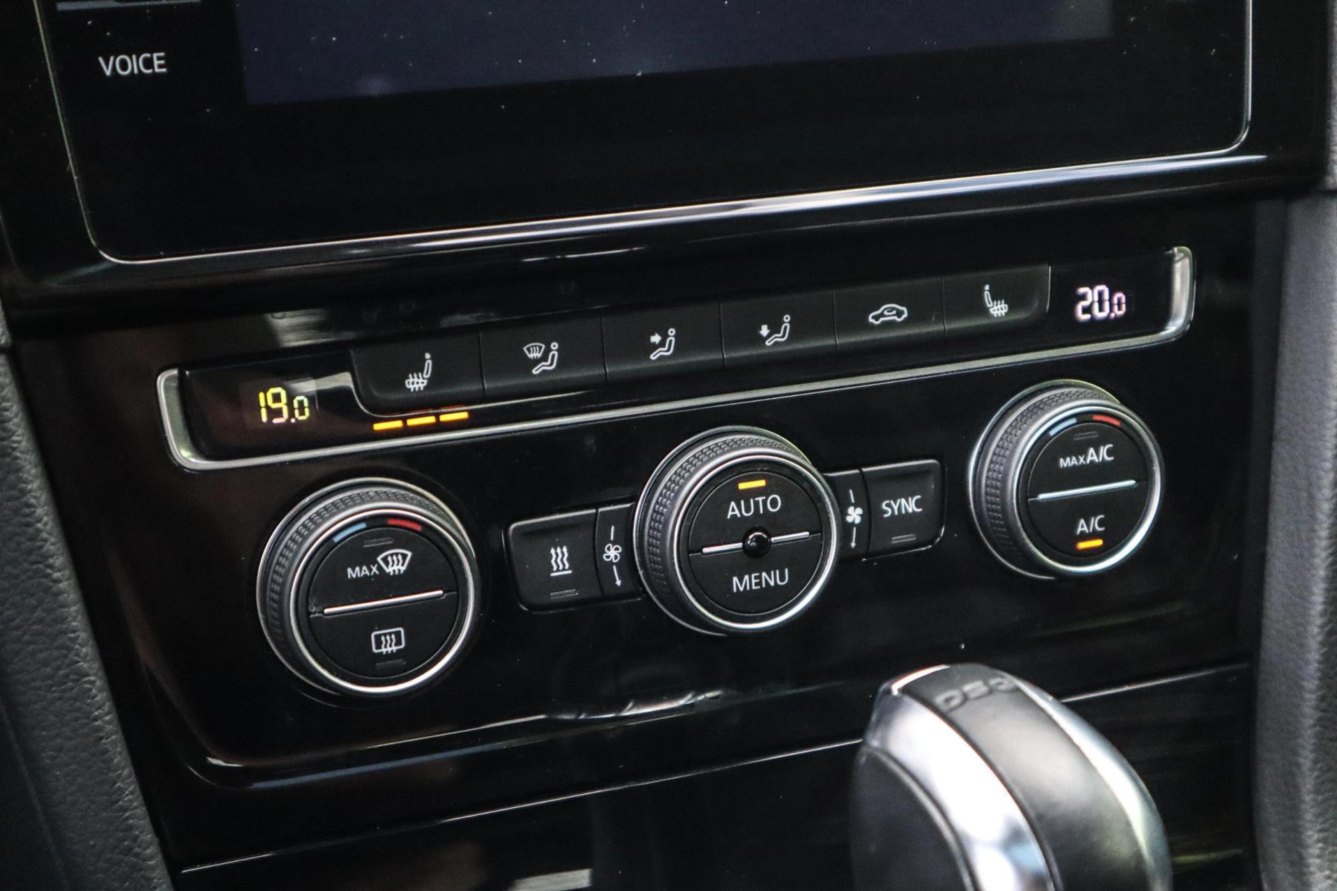 Volkswagen Golf 2.0 TSI GTI Performance (2018), foto 22