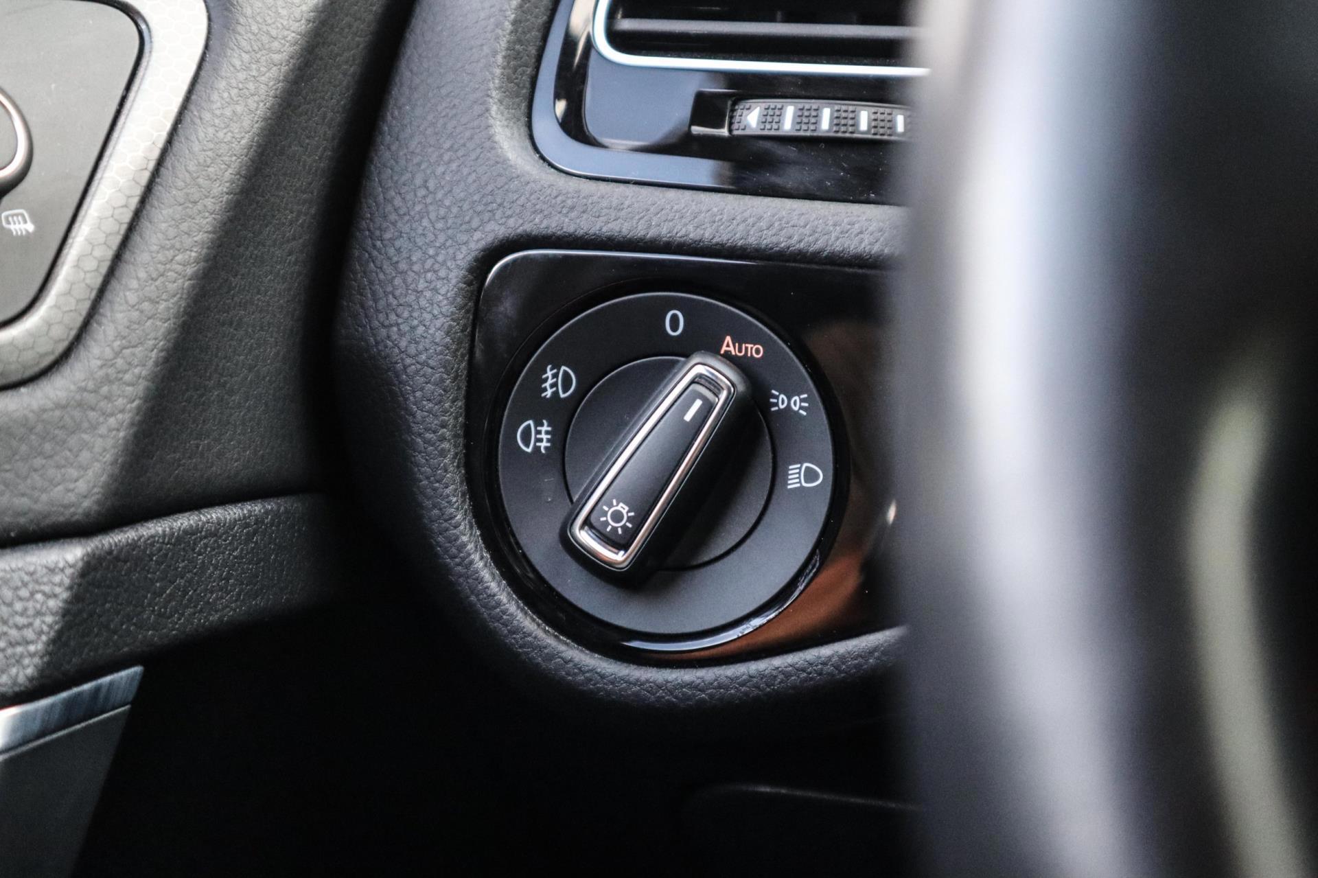 Volkswagen Golf 2.0 TSI GTI Performance (2018), foto 27