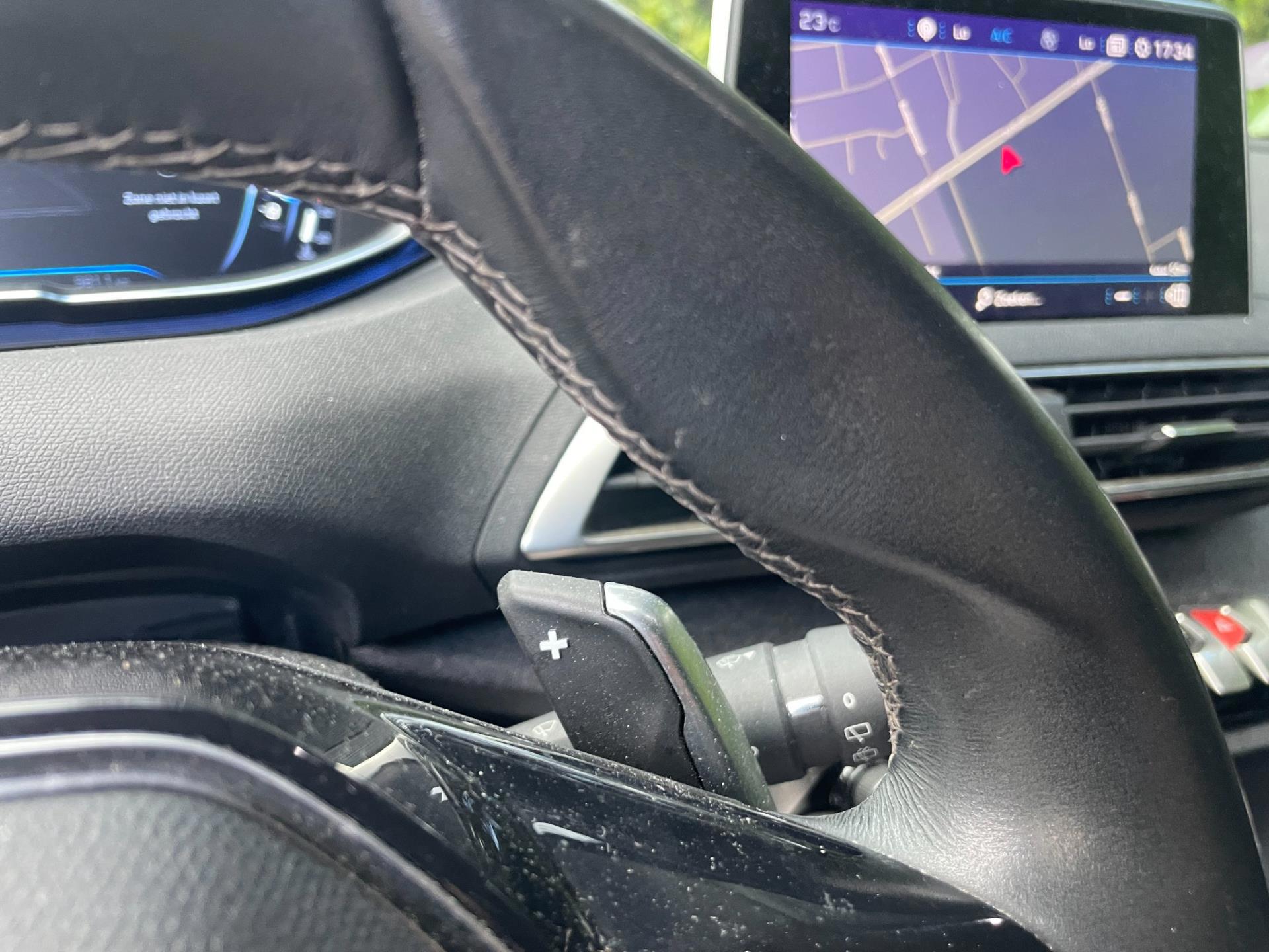 Peugeot 5008 1.2 PureTech Allure-Camera-7 Pers-NL auto-18"-1 (2017), foto 14
