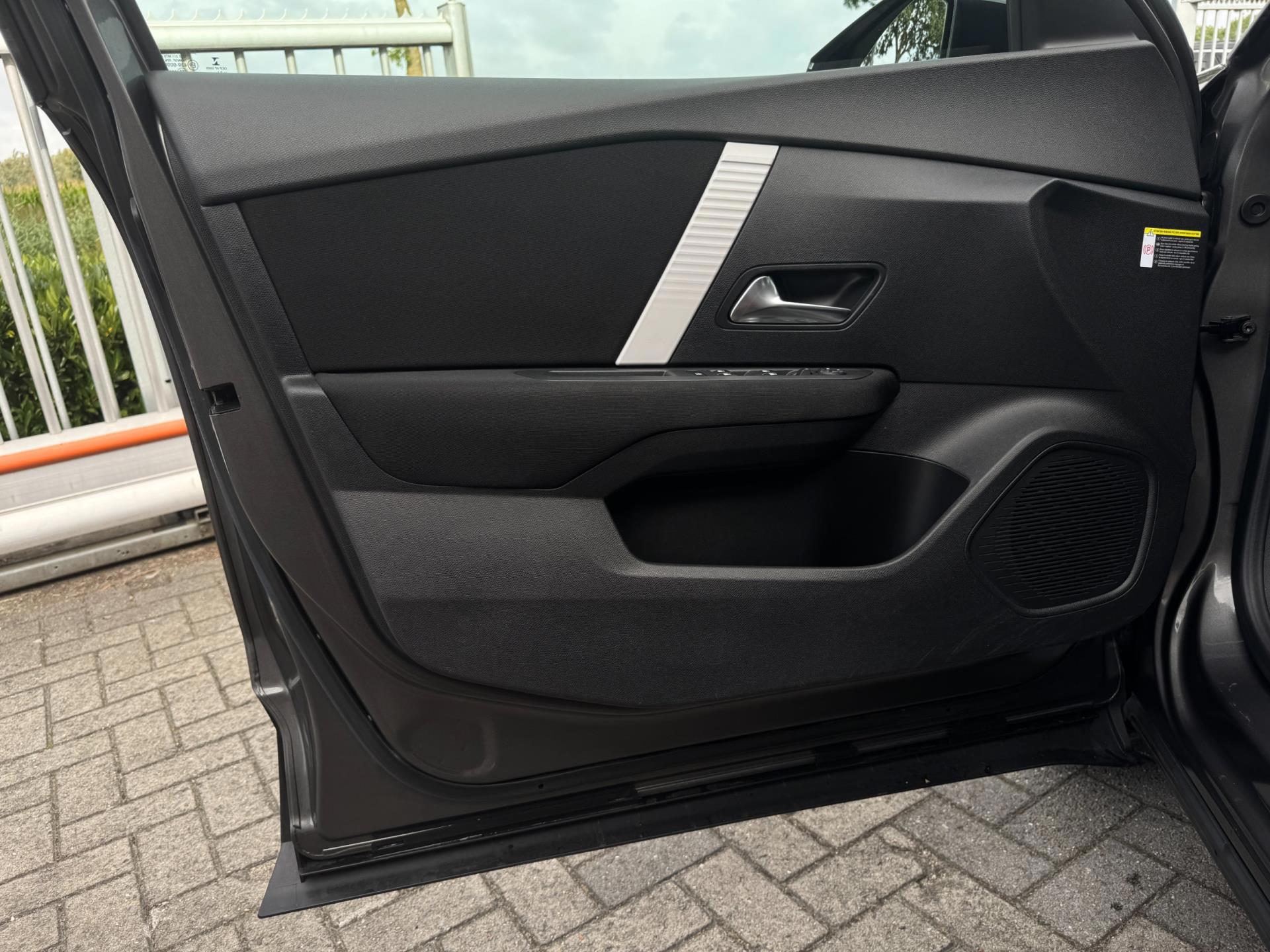 Citroen C4 1.2 Puretech Feel AFNEEMBARE (2021), foto 9