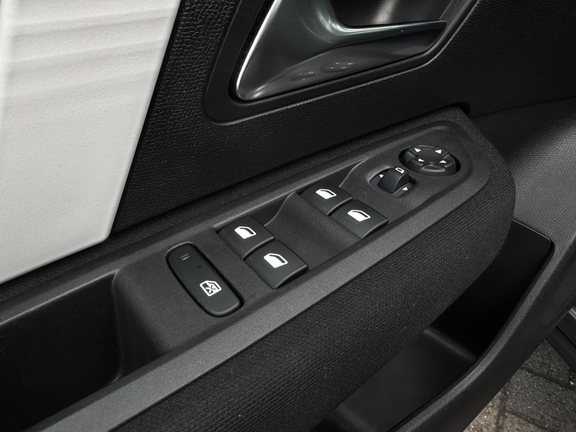 Citroen C4 1.2 Puretech Feel AFNEEMBARE (2021), foto 10