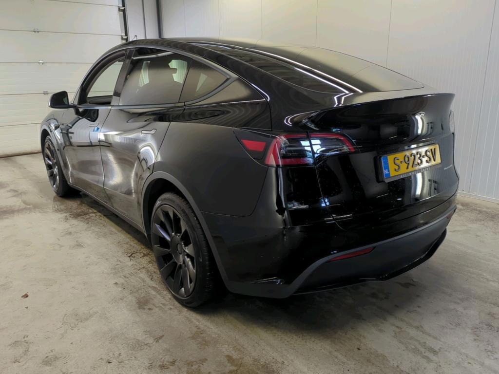 Tesla Model Y Long Range AWD 75 kWh 20" (2023), foto 2