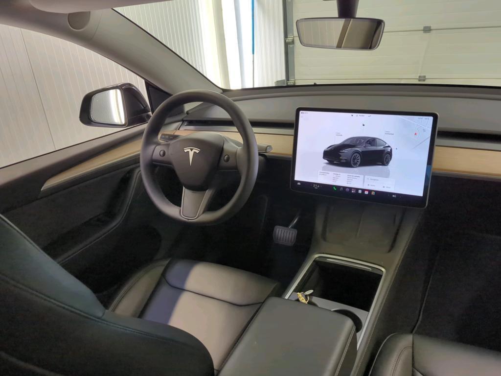 Tesla Model Y Long Range AWD 75 kWh 20" (2023), foto 5