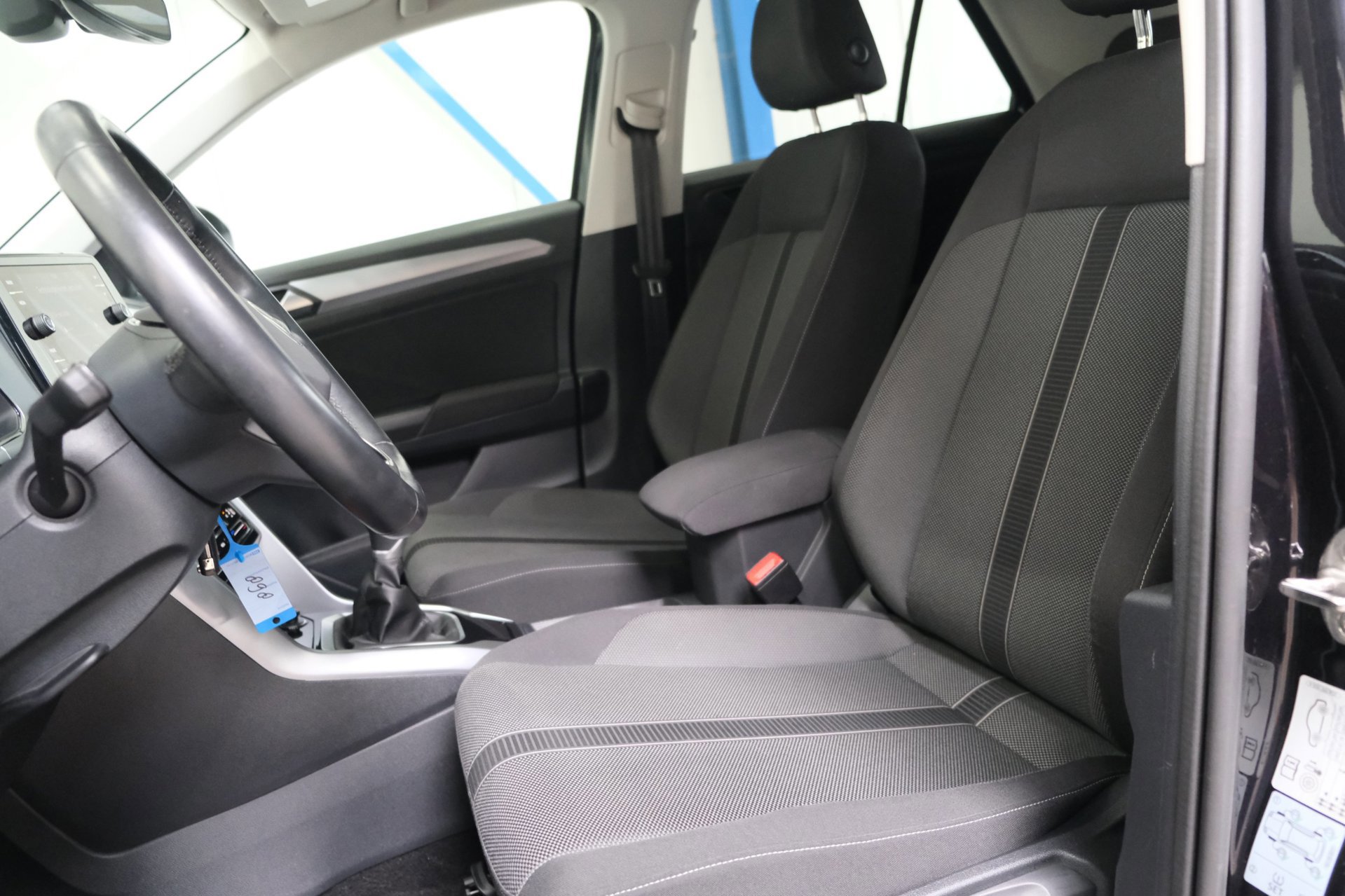Volkswagen T-Roc 1.0 TSI Life Business (2023), foto 13