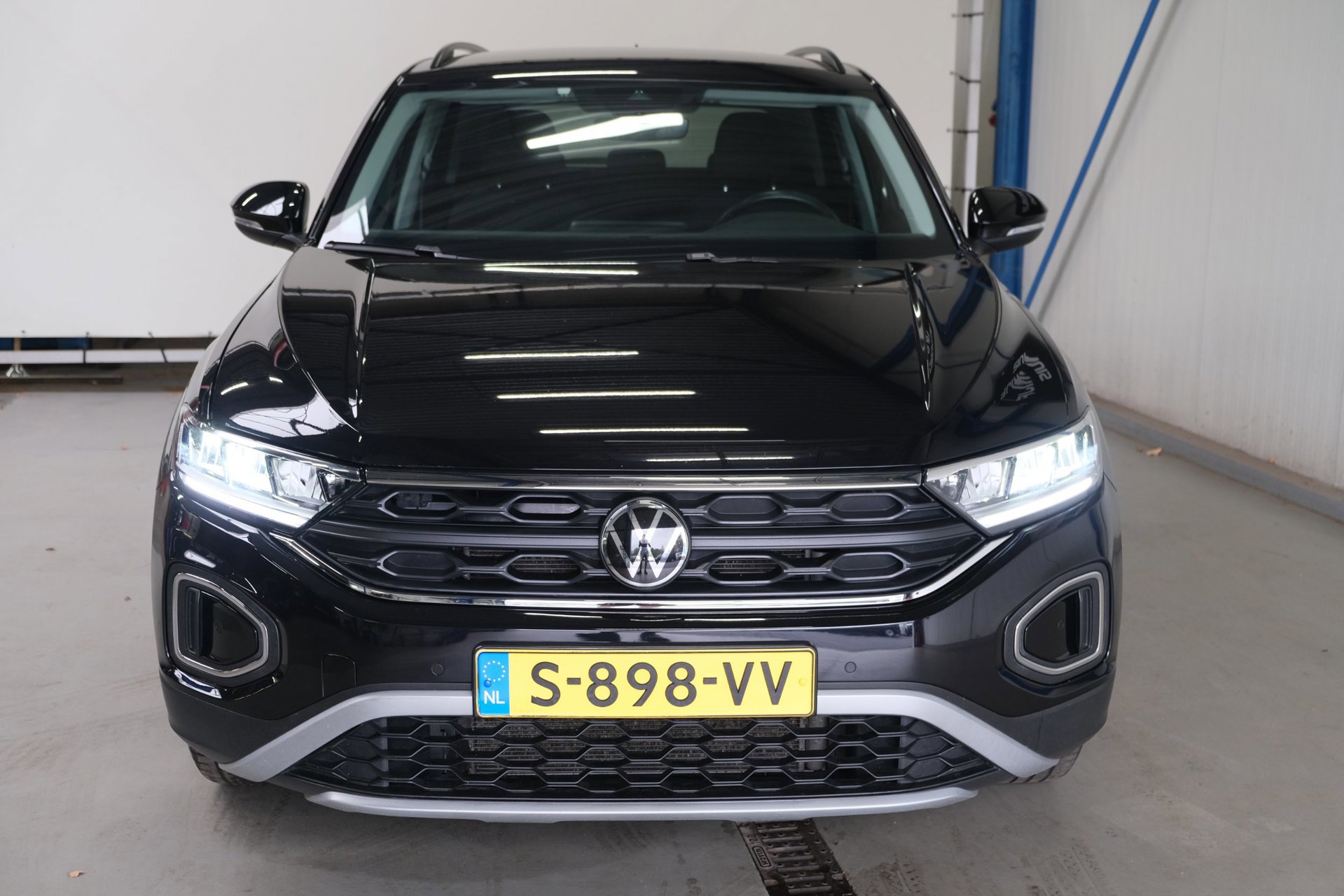 Volkswagen T-Roc 1.0 TSI Life Business (2023), foto 3
