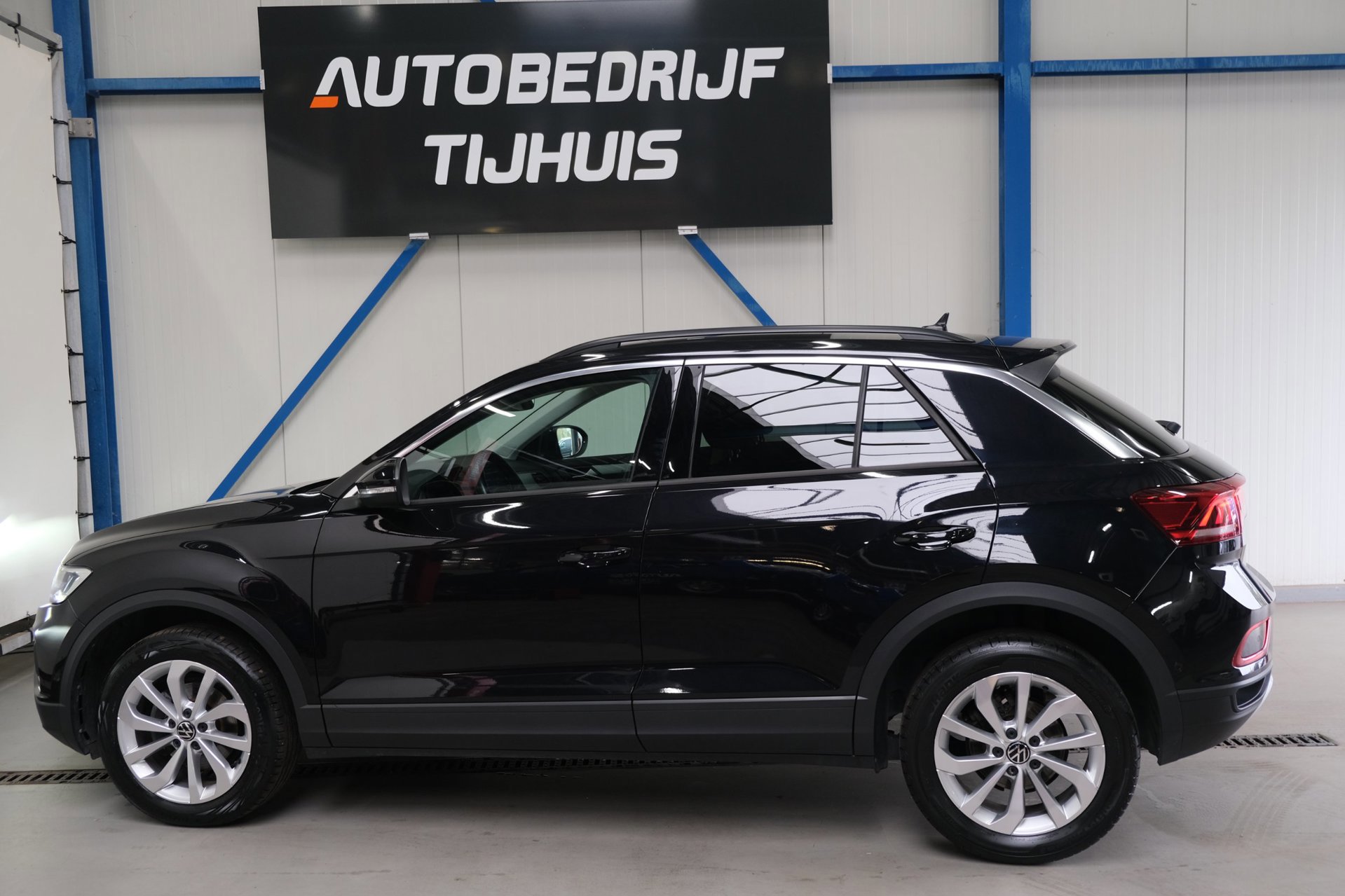 Volkswagen T-Roc 1.0 TSI Life Business (2023), foto 5