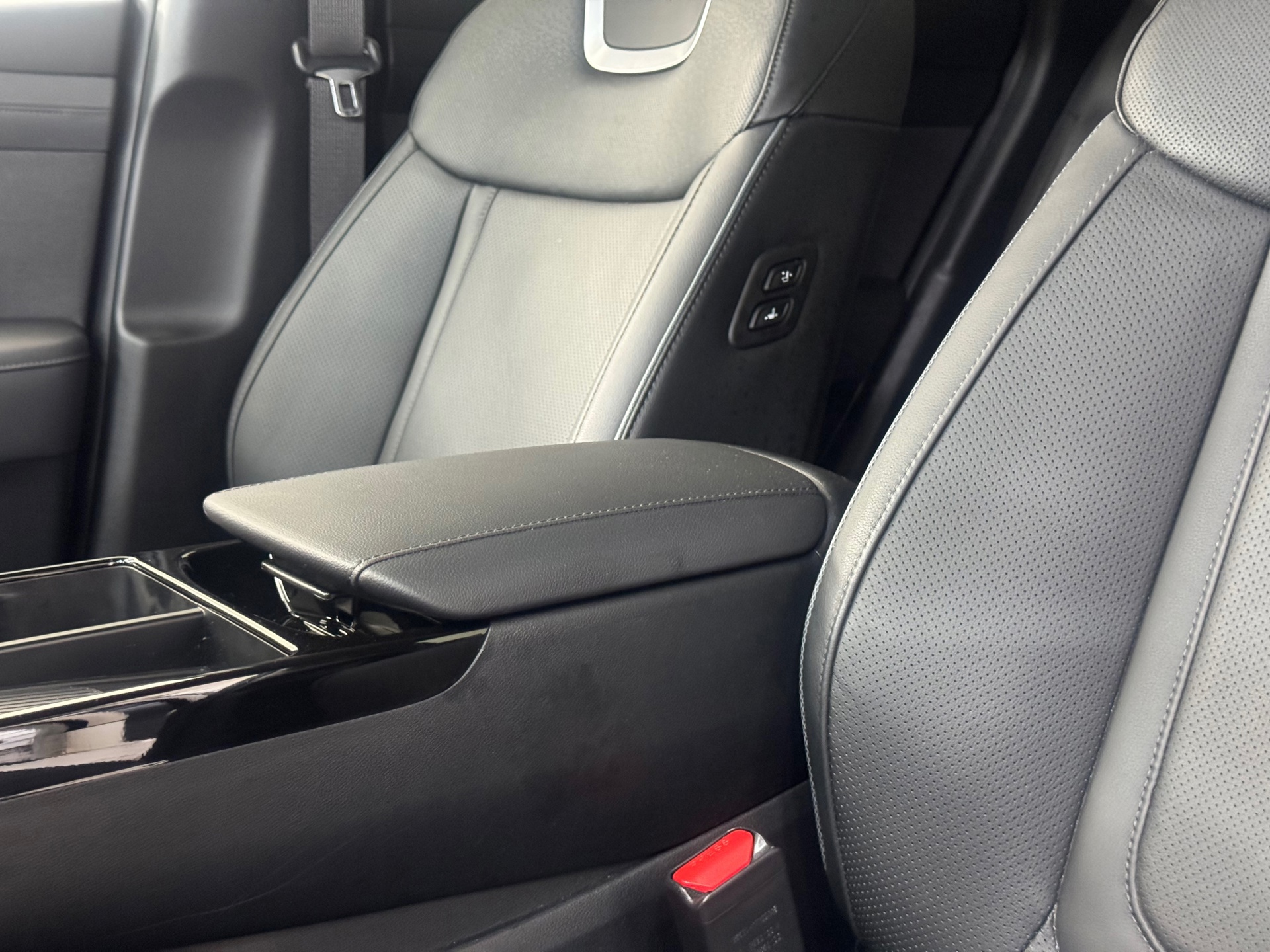 Hyundai Tucson 1.6 T-GDI PHEV Premium (2025), foto 32