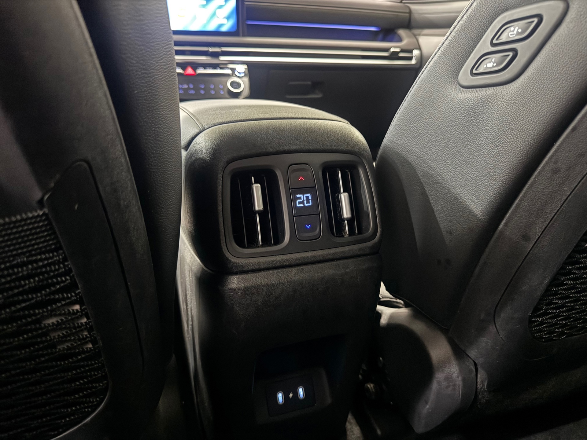 Hyundai Tucson 1.6 T-GDI PHEV Premium (2025), foto 39
