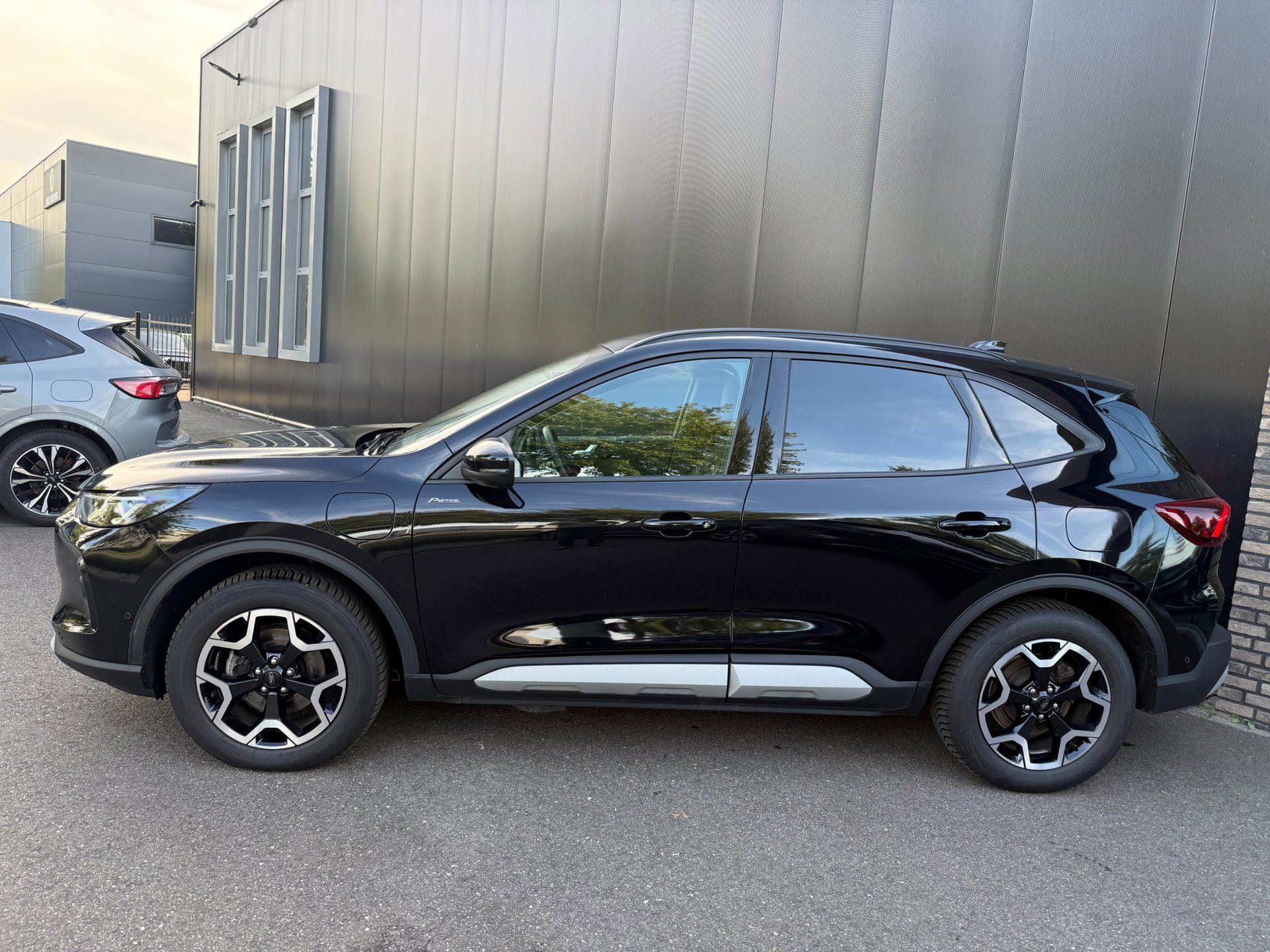 Ford Kuga 2.5 243pk PHEV Active X (2025), foto 3
