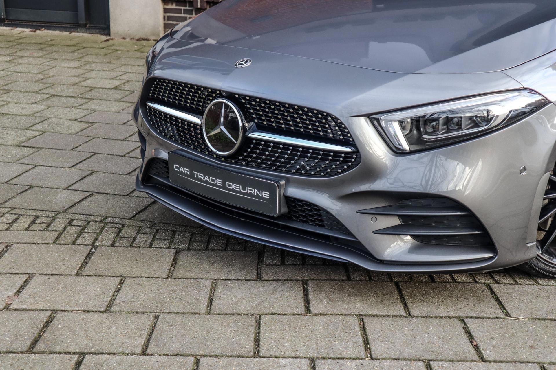 Mercedes-Benz A-klasse 220 AMG Night AMBI (2019), foto 2