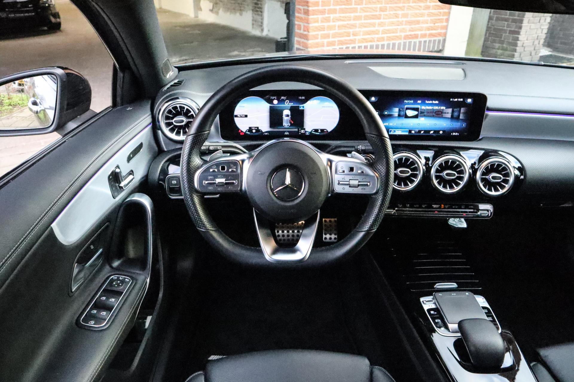 Mercedes-Benz A-klasse 220 AMG Night AMBI (2019), foto 13