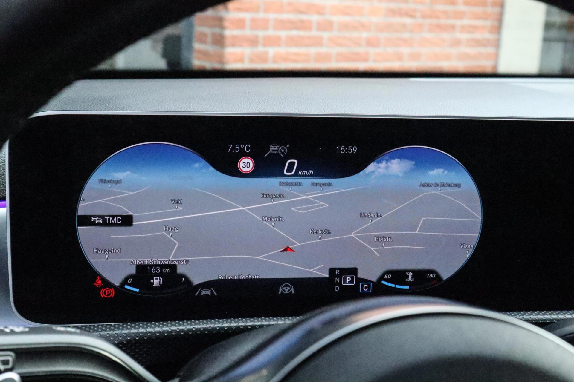 Mercedes-Benz A-klasse 220 AMG Night AMBI (2019), foto 20