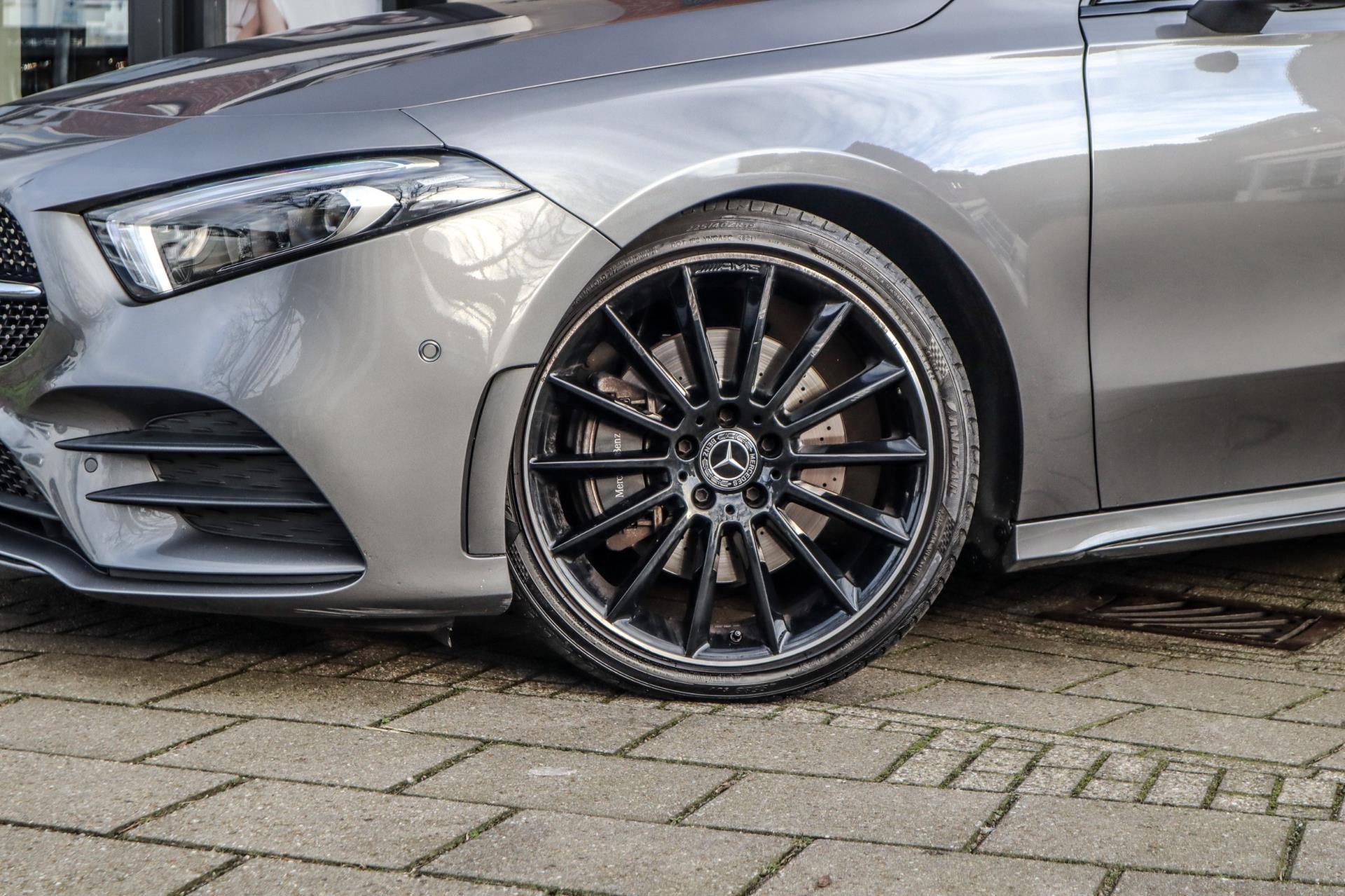 Mercedes-Benz A-klasse 220 AMG Night AMBI (2019), foto 3