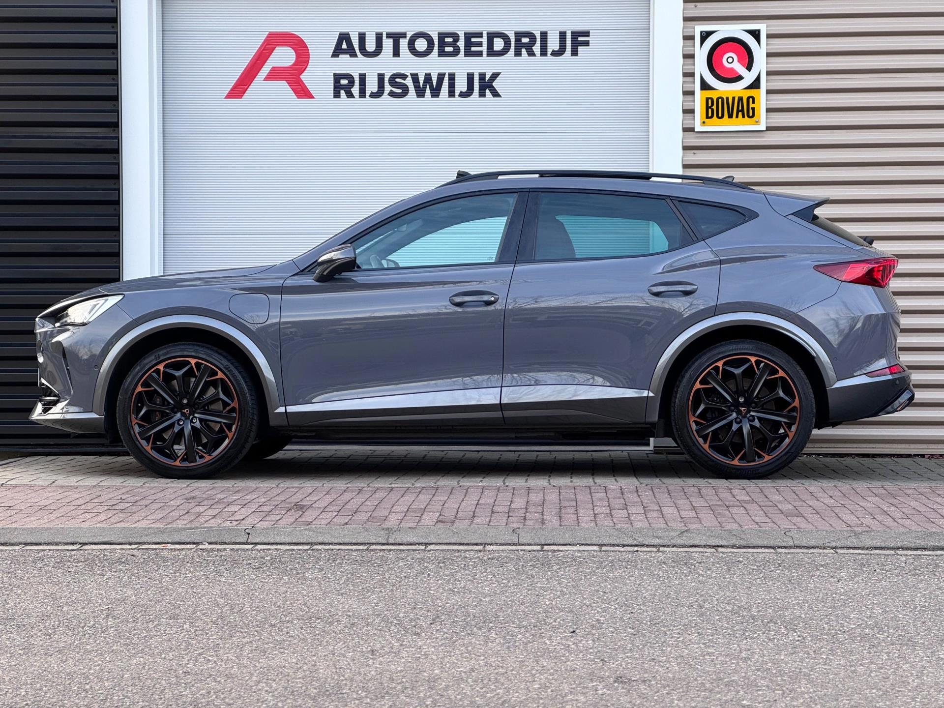 CUPRA Formentor 1.4 e-Hybrid VZ Performance (2022), foto 3