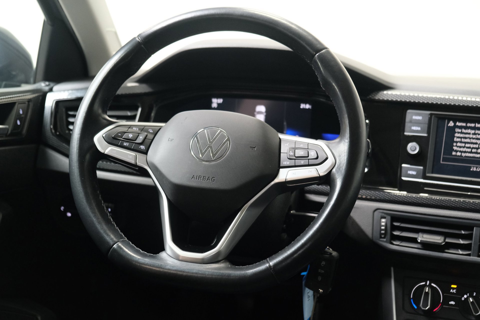 Volkswagen Polo 1.0 TSI Life (2022), foto 15