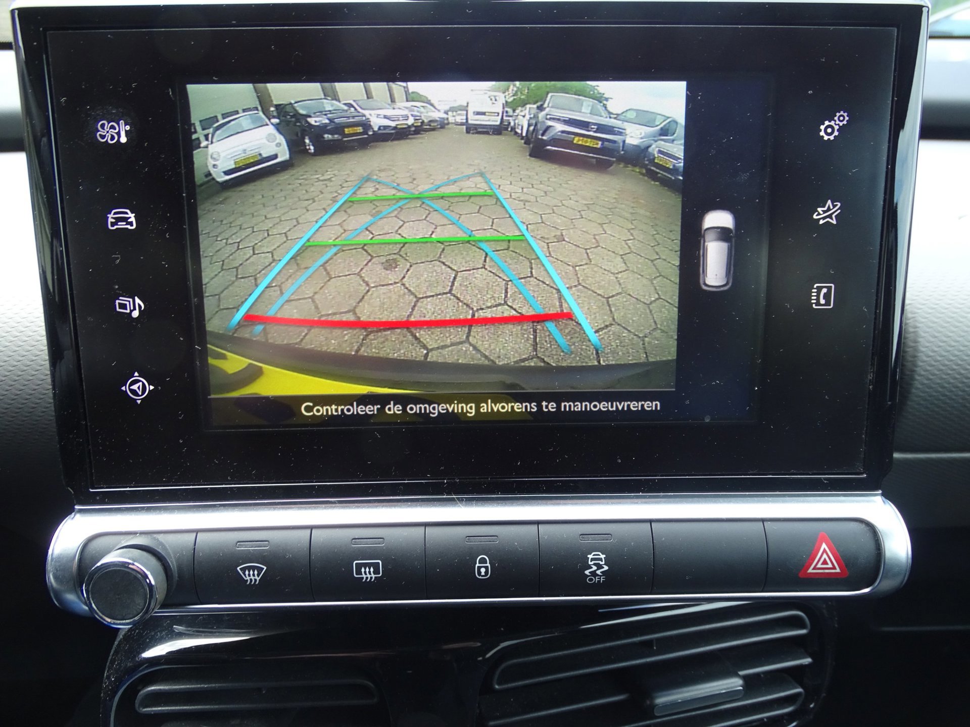 Citroen C4 Cactus 1.2 PureTech Shine (2017), foto 17